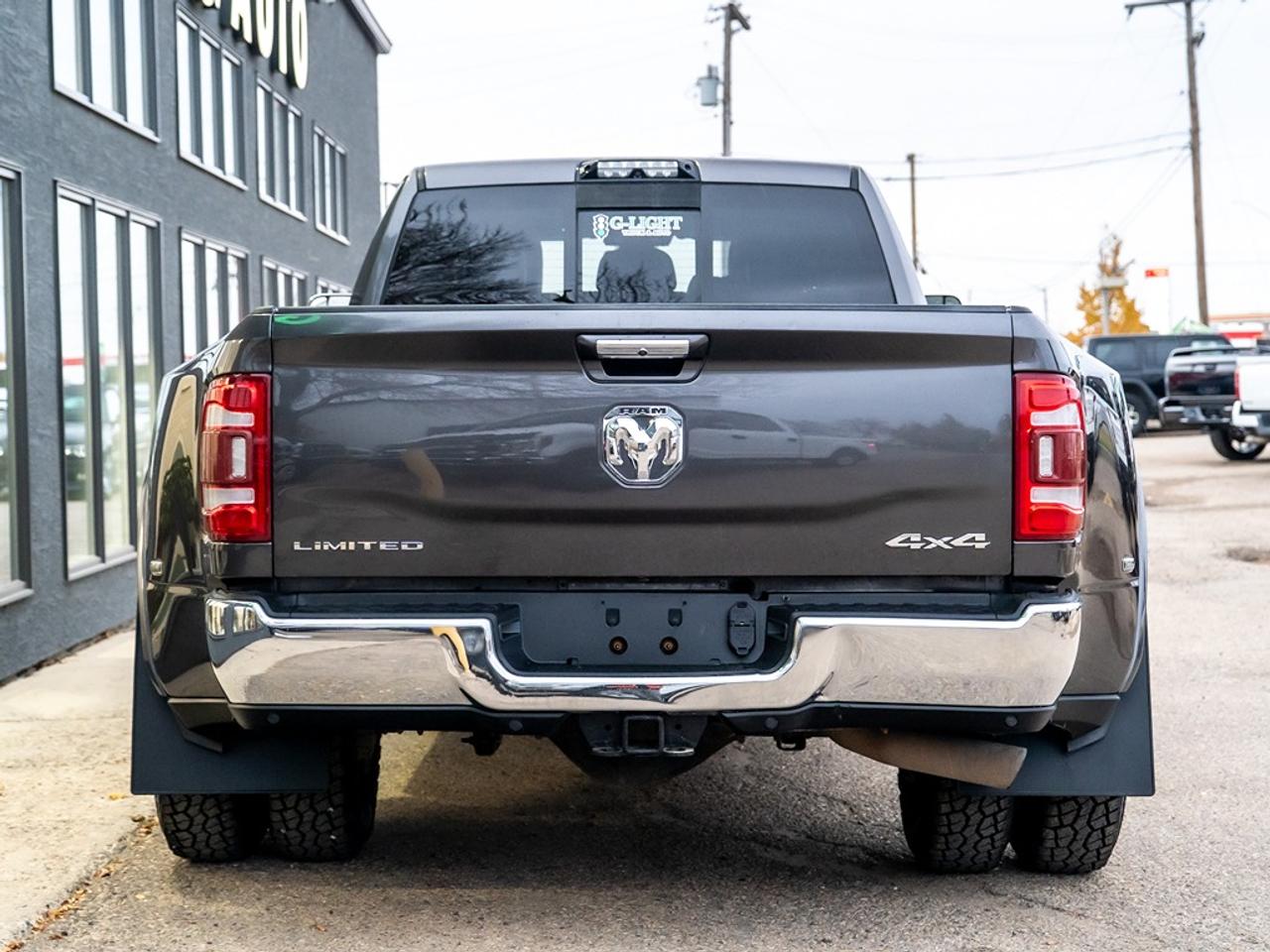 2019 RAM 3500 Limited 4x4 Mega Cab 6'4" Box Photo29