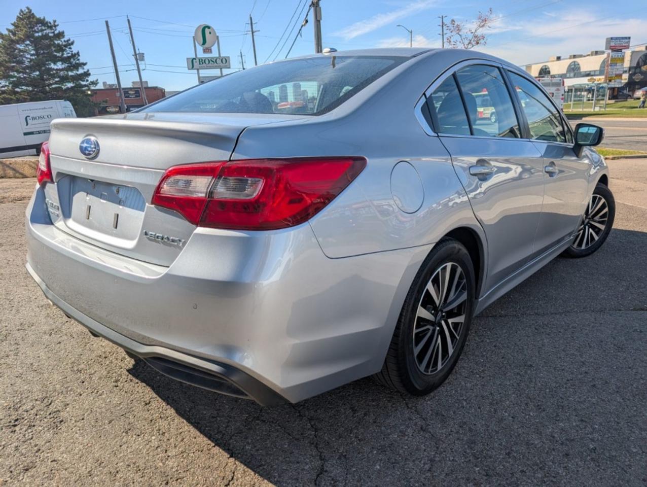 2019 Subaru Legacy 2.5I TOURING * AWD * SUNROOF * HEATED SEATS Photo4