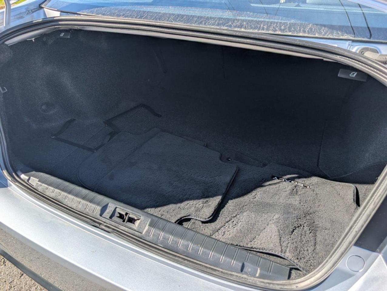 2019 Subaru Legacy 2.5I TOURING * AWD * SUNROOF * HEATED SEATS Photo
