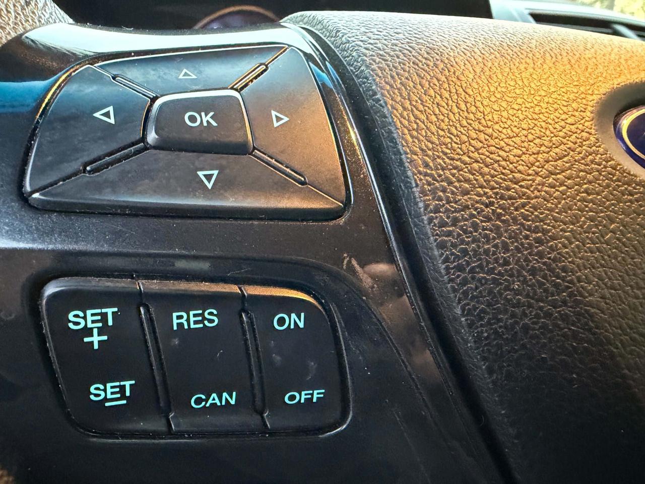 2018 Ford Explorer XLT 4WD Photo