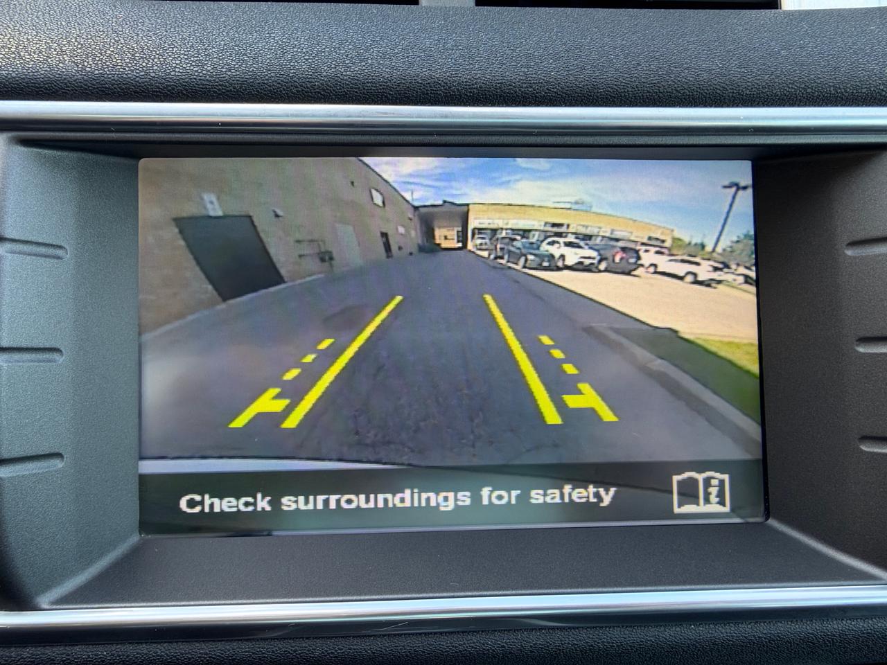 2015 Land Rover Evoque 5DR HB PURE PLUS Photo