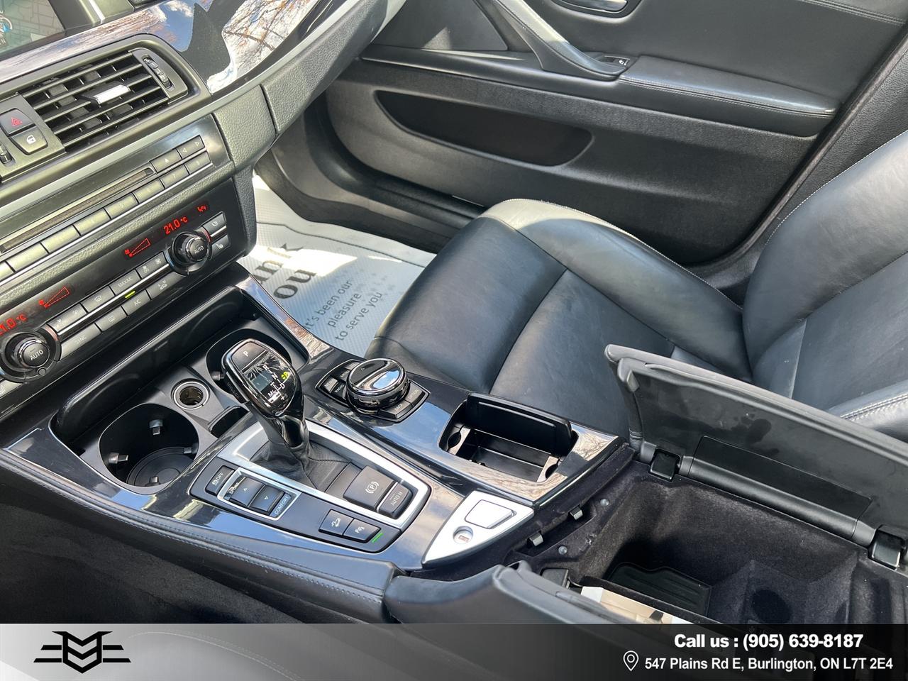 2016 BMW 5 Series 528i XDRIVE - M-SPORT PKG - AWD - LEATHER - SUNROOF !!! Photo