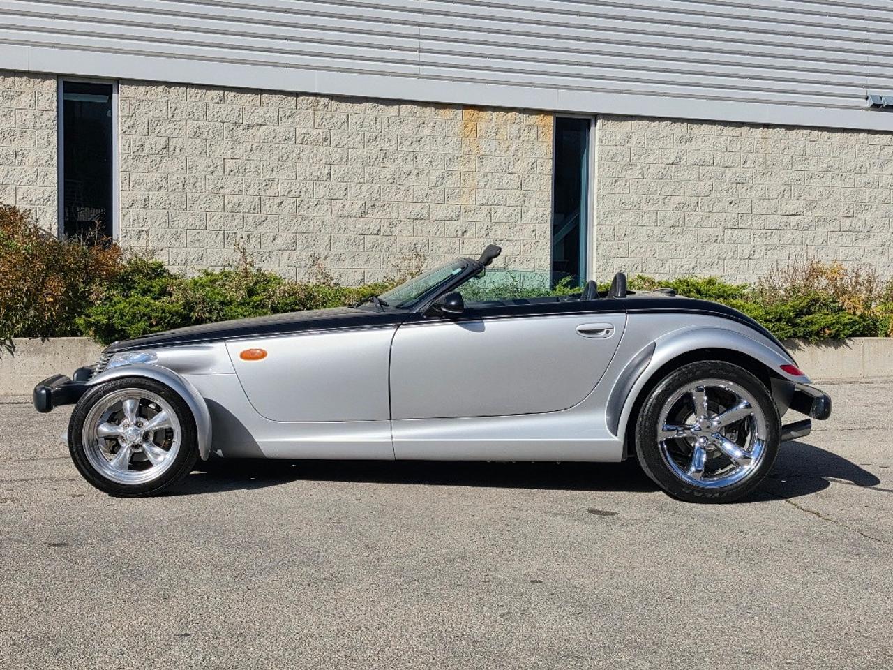 2001 Plymouth Prowler ROADSTER- CANADIAN CAR-NO ACCIDENTS Photo