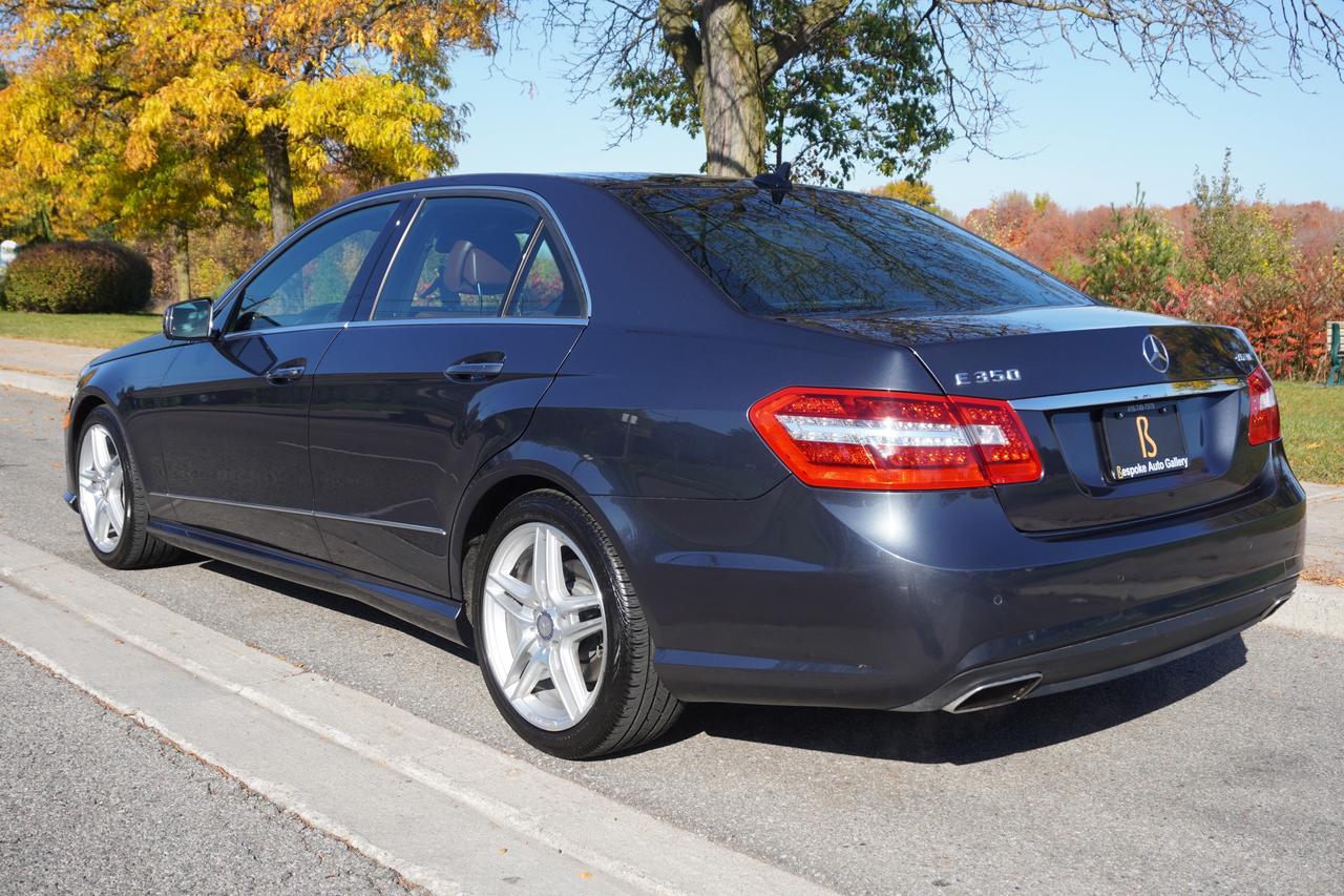 2013 Mercedes-Benz E-Class 1 OWNER / NO ACCIDENTS / STUNNING COMBO / ULTRA LOW KM'S / IMMACULATE Photo