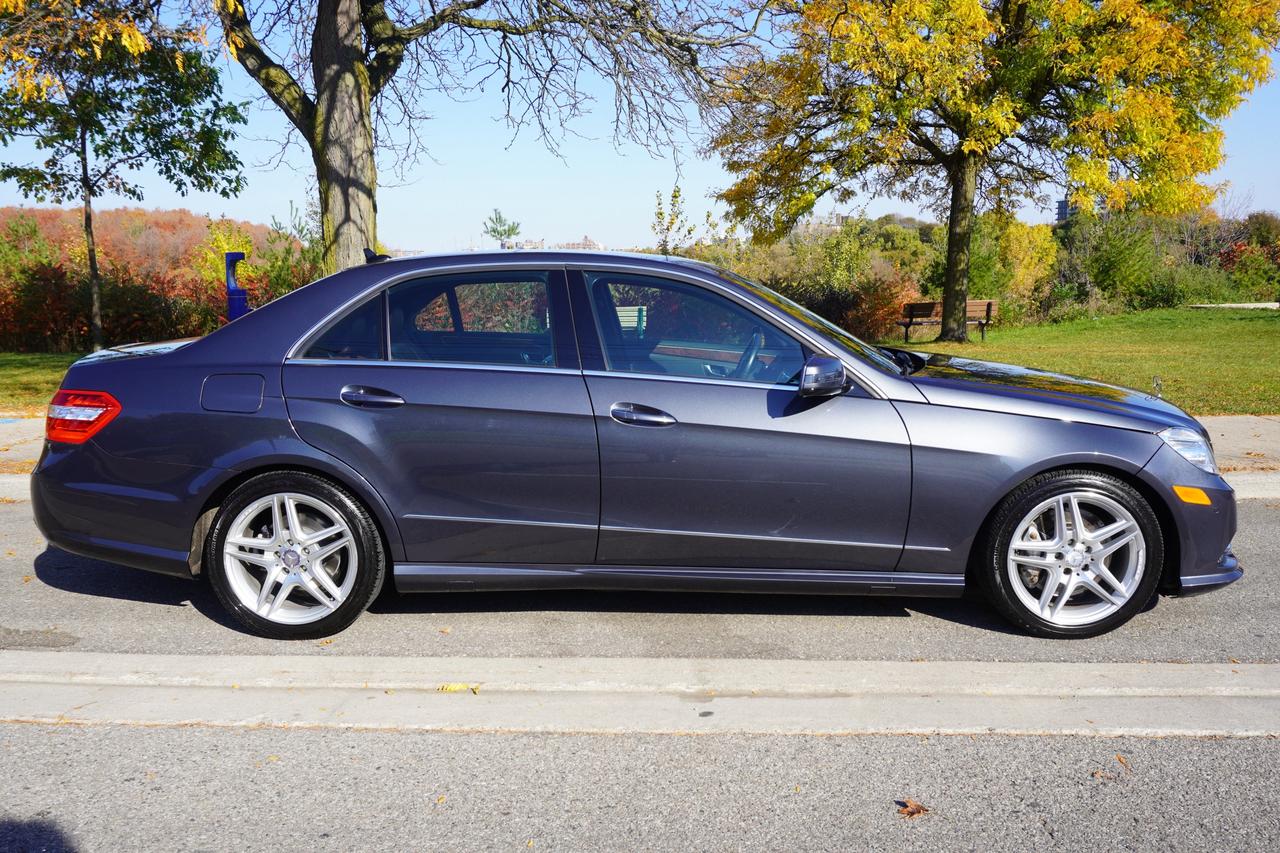 2013 Mercedes-Benz E-Class 1 OWNER / NO ACCIDENTS / STUNNING COMBO / ULTRA LOW KM'S / IMMACULATE Photo