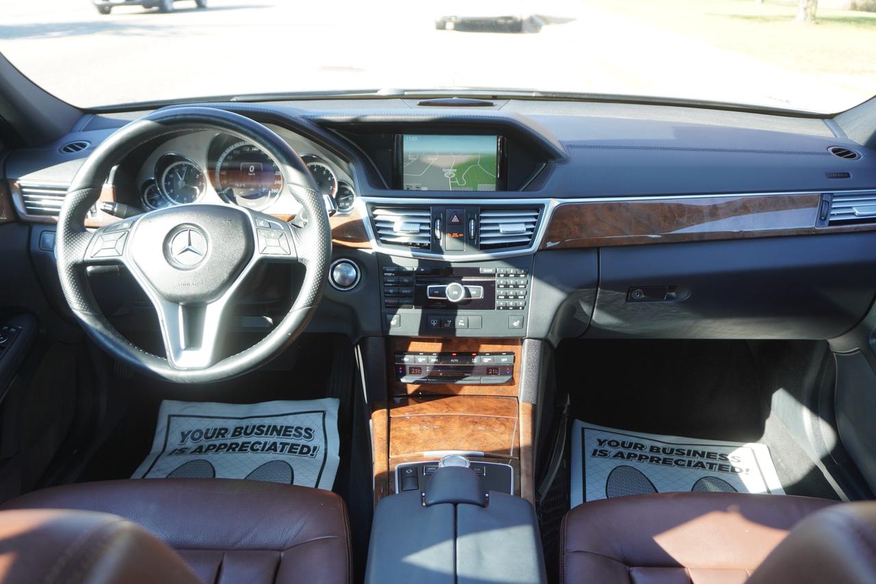 2013 Mercedes-Benz E-Class 1 OWNER / NO ACCIDENTS / STUNNING COMBO / ULTRA LOW KM'S / IMMACULATE Photo