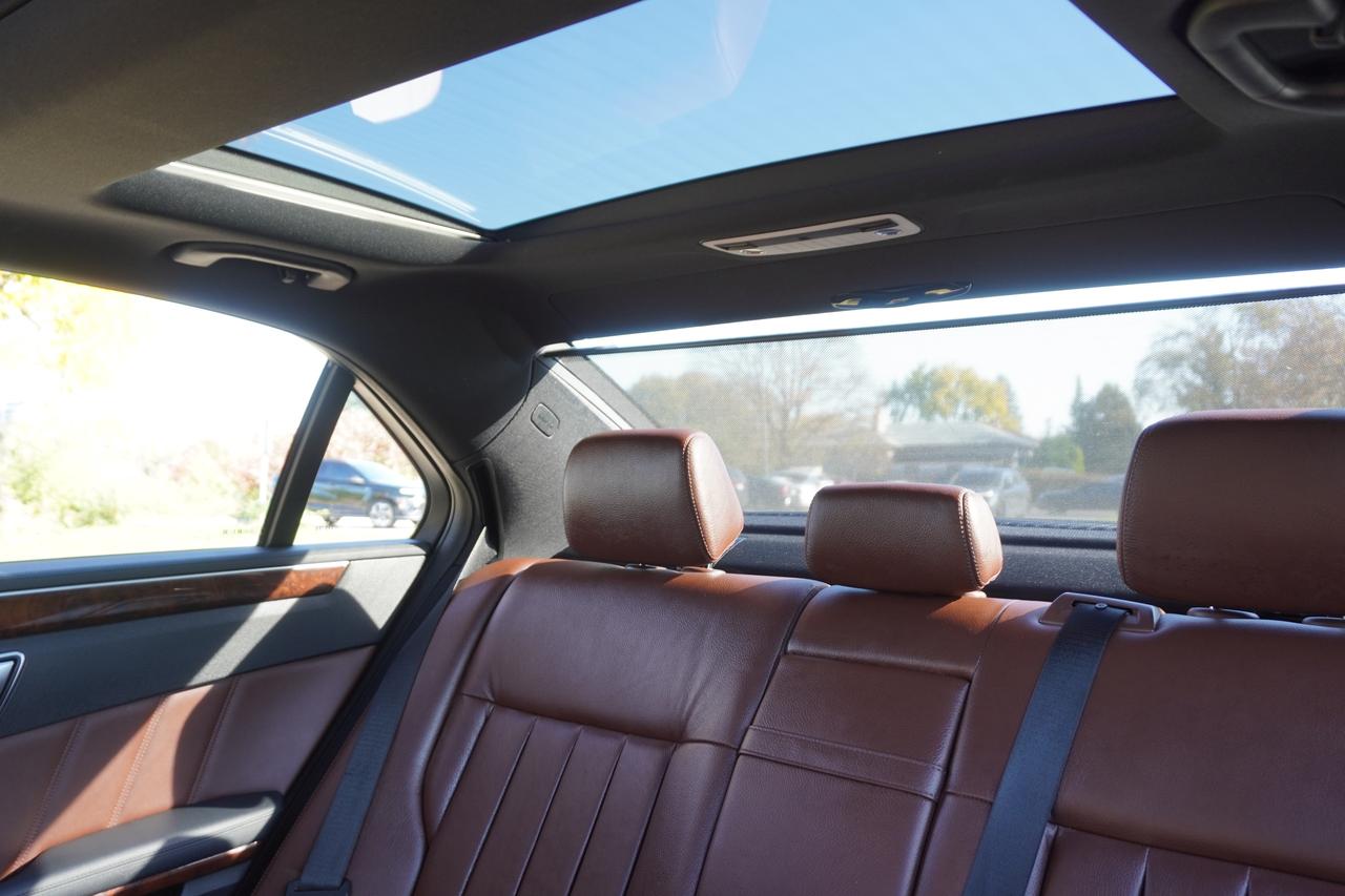 2013 Mercedes-Benz E-Class 1 OWNER / NO ACCIDENTS / STUNNING COMBO / ULTRA LOW KM'S / IMMACULATE Photo