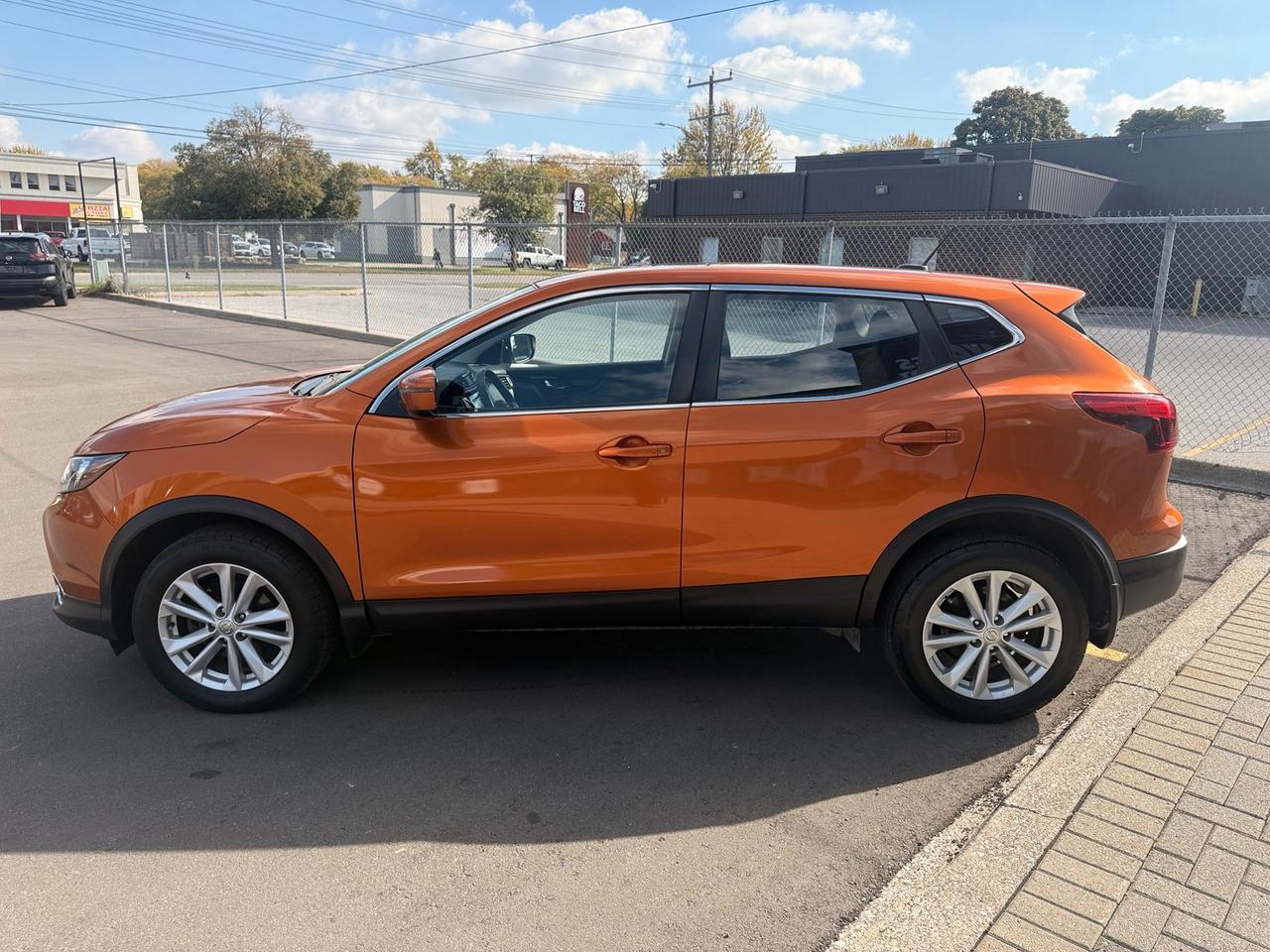 2018 Nissan Qashqai S Photo