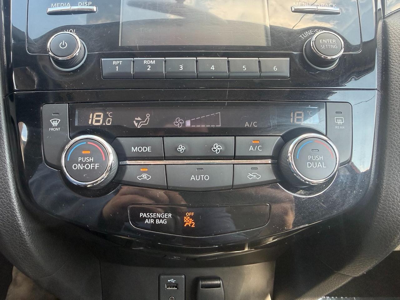 2018 Nissan Qashqai S Photo