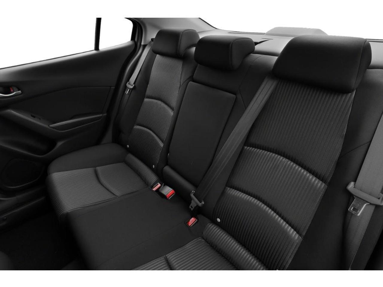 2015 Mazda MAZDA3 GS Photo