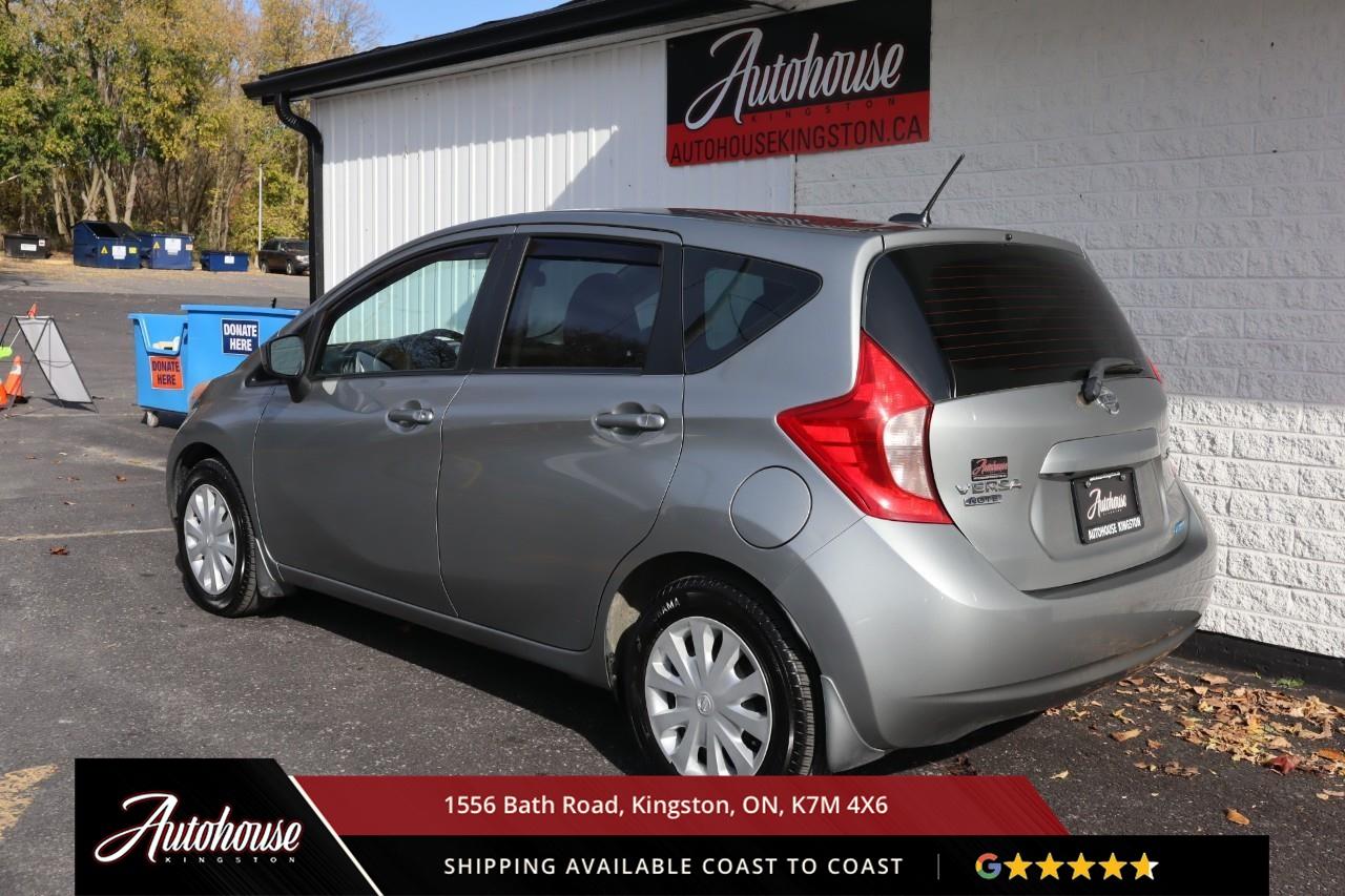 2015 Nissan Versa Note 1.6 SV ONLY 120,300 KM! Photo