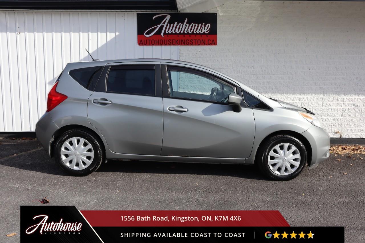 2015 Nissan Versa Note 1.6 SV ONLY 120,300 KM! Photo