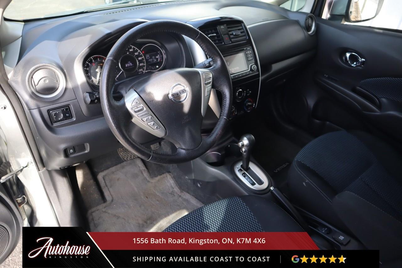 2015 Nissan Versa Note 1.6 SV ONLY 120,300 KM! Photo