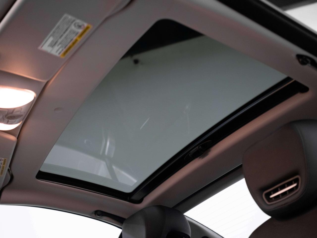 2009 Mercedes-Benz SL-Class 550 | AMG | CONVERTIBLE | SUNROOF Photo