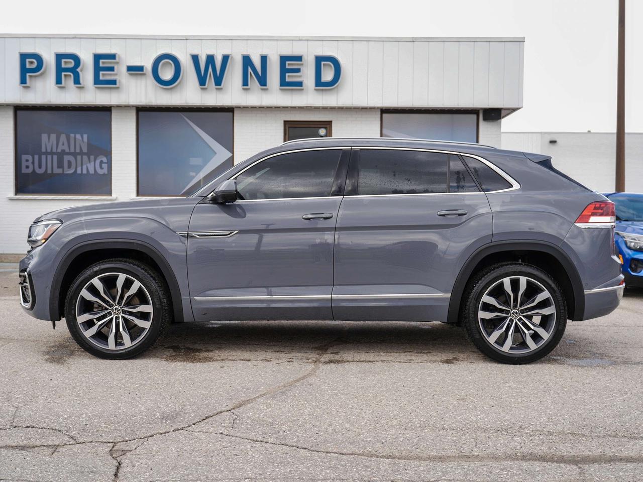 2021 Volkswagen Atlas CROSS SPORT V6 EXECLINE LEATHER PANO ROOF Photo