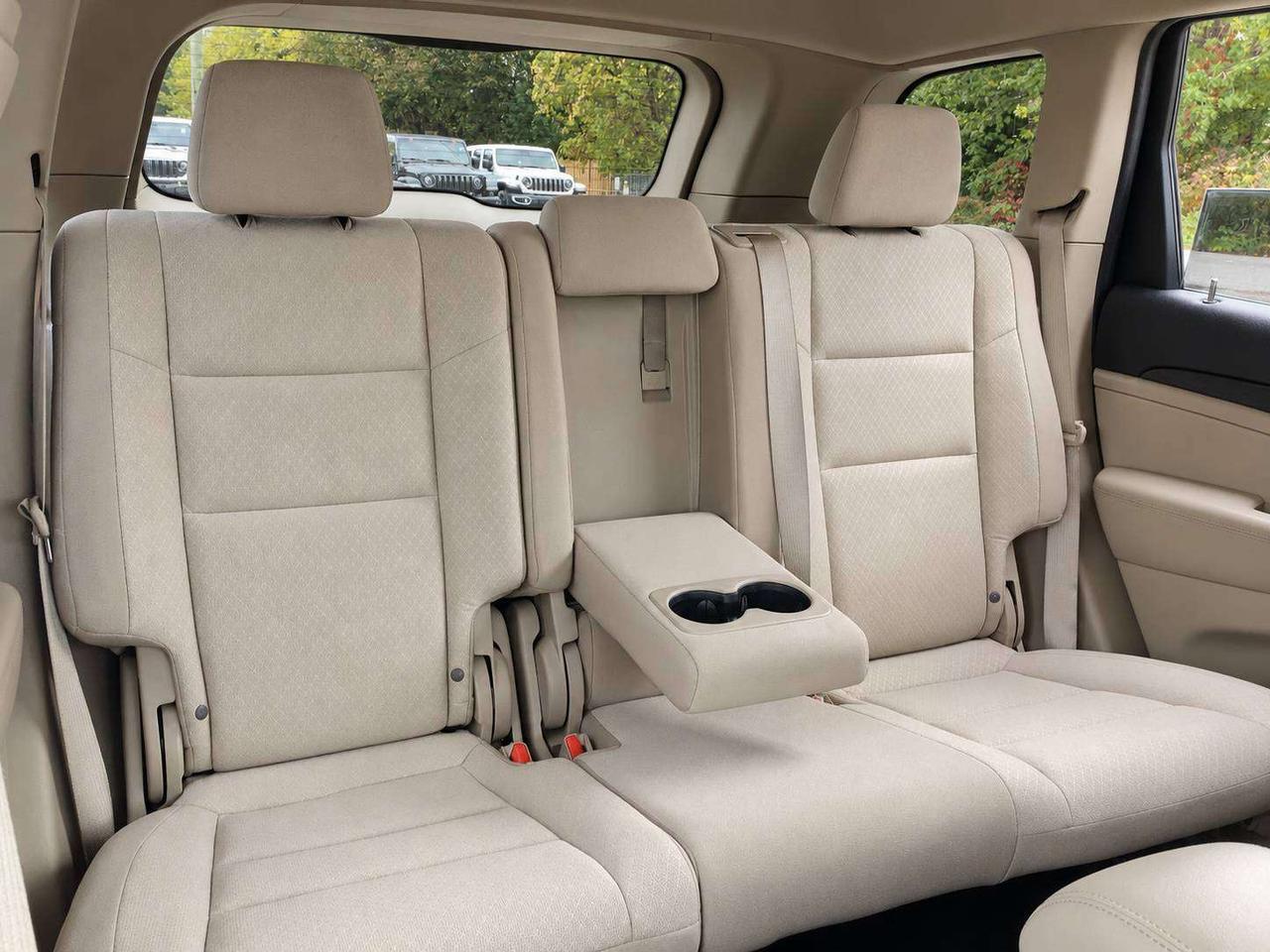 2019 Jeep Grand Cherokee Laredo | Certified | CarPlay | Blind Spot | 4X4 Photo