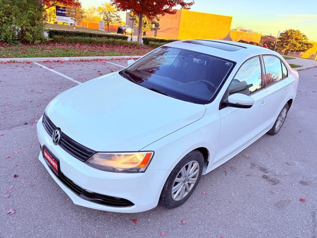 2012 Volkswagen Jetta 4dr 2.0L Auto Comfortline Photo