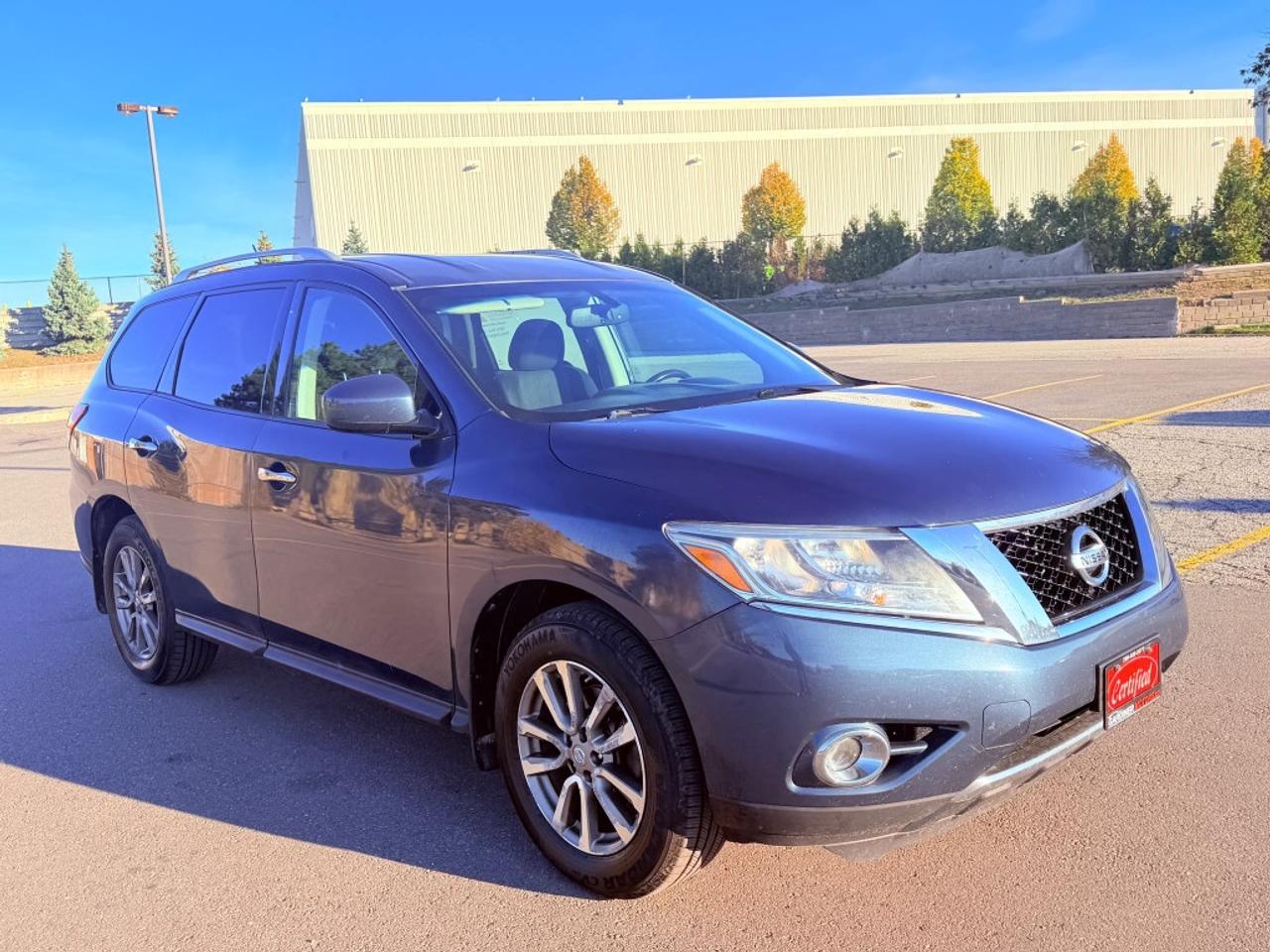 2015 Nissan Pathfinder Auto, 4WD, 3.5L 6cyl, Photo
