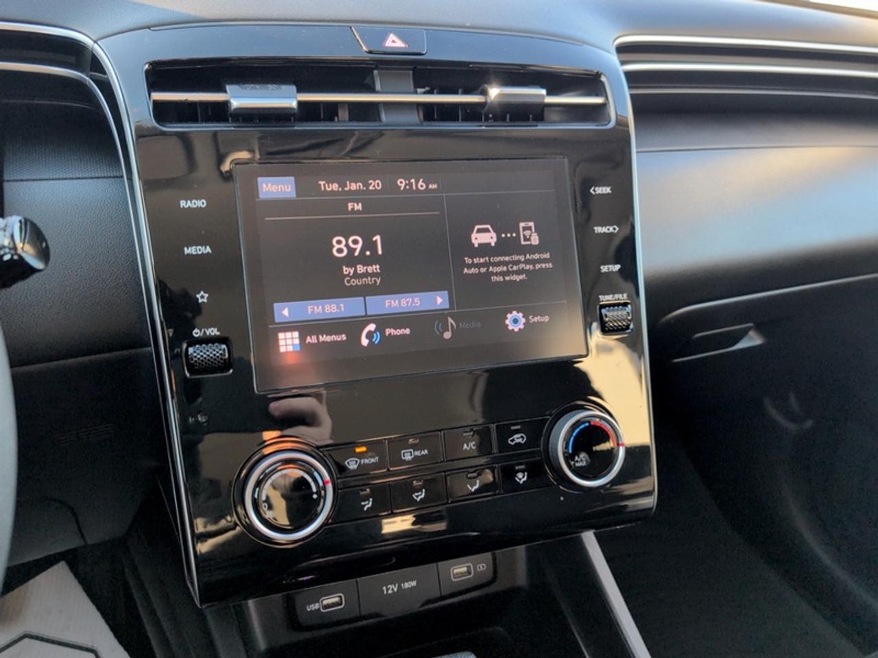 2022 Hyundai Tucson Essential Photo