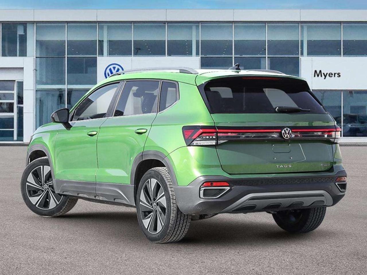 2027 Volkswagen Taos Comfortline 4Motion Photo