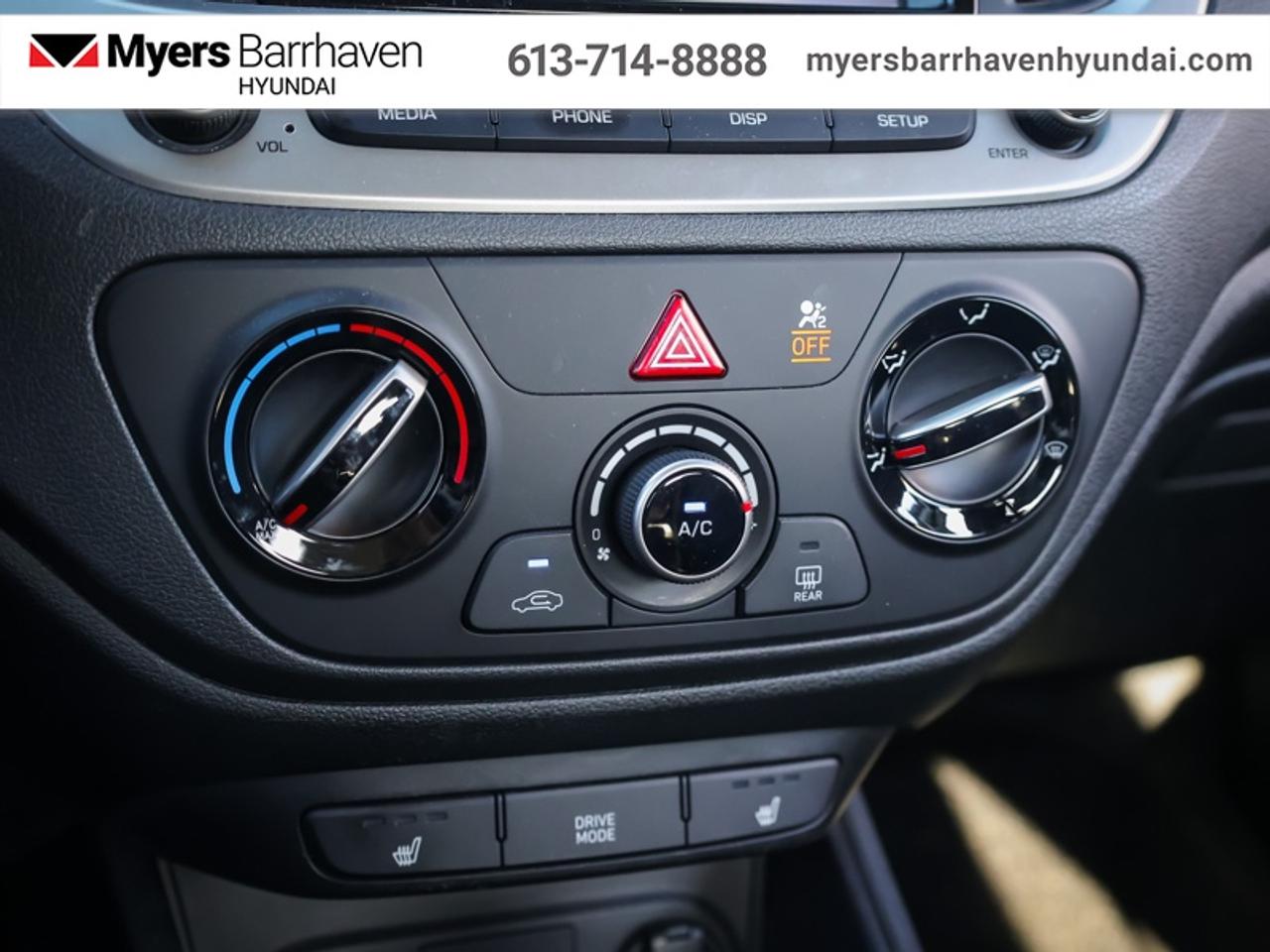 2019 Hyundai Accent Preferred AT Photo