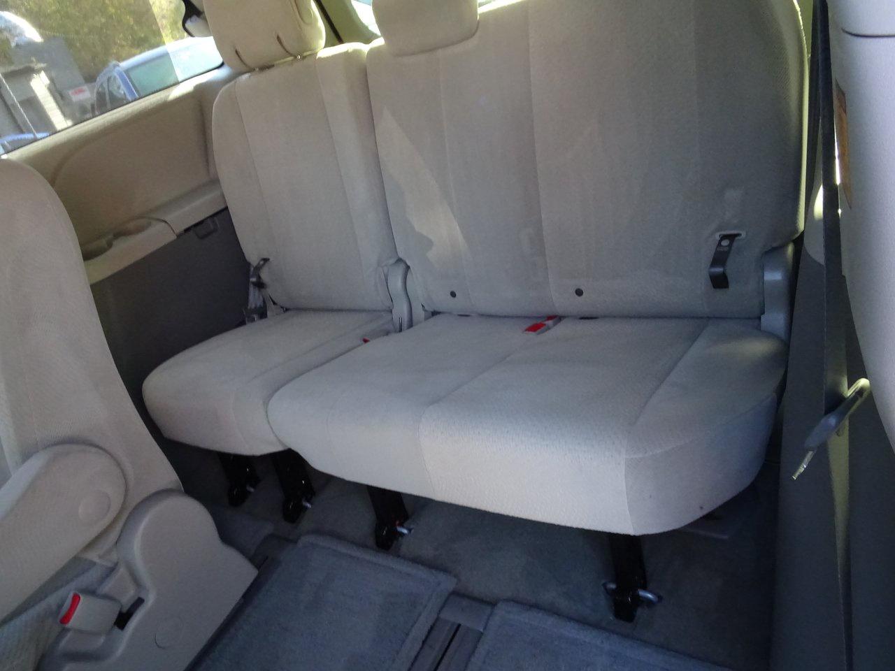 2012 Toyota Sienna LE  AWD Photo