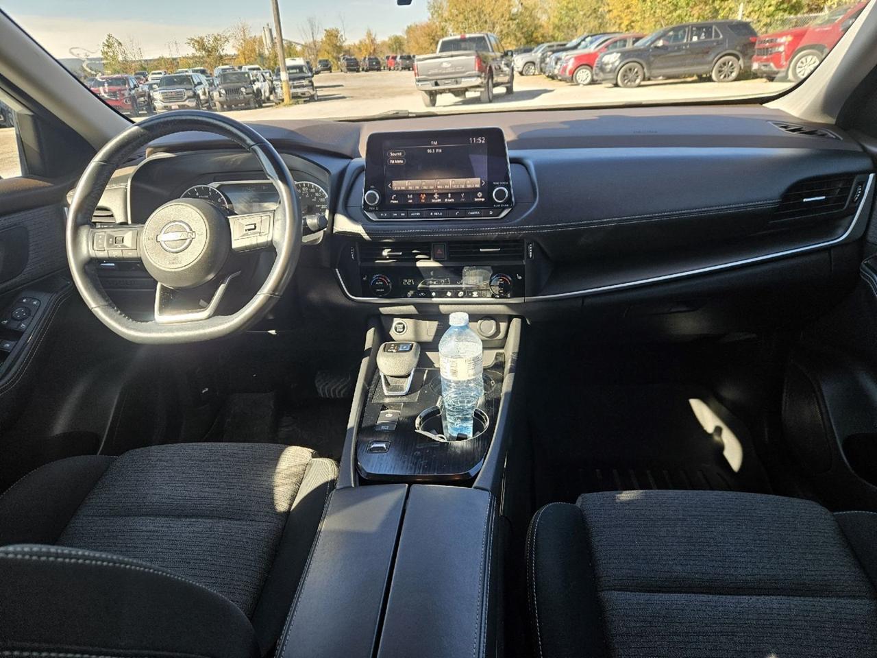 2022 Nissan Rogue S Photo