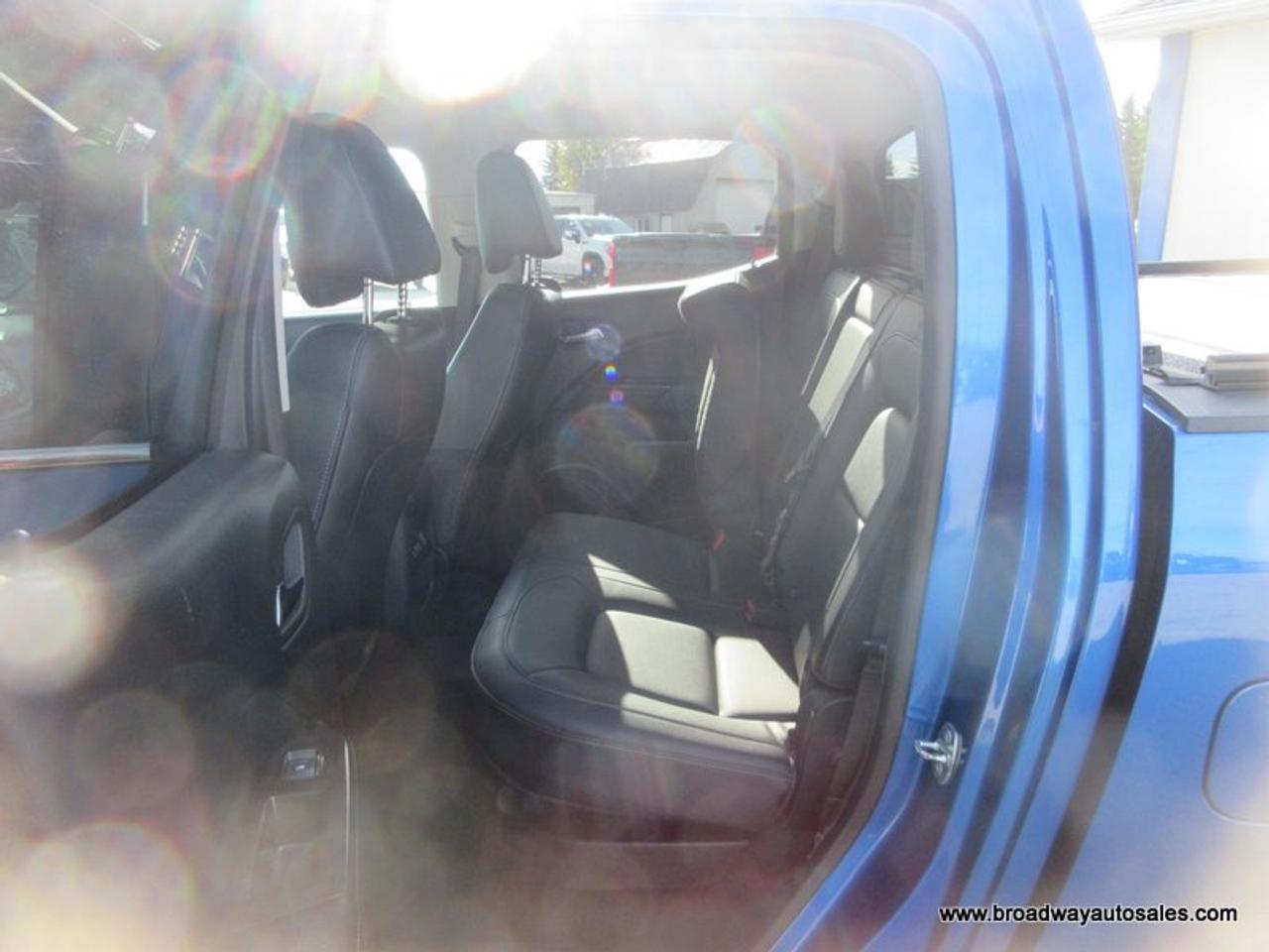 2018 GMC Canyon GREAT VALUE SLT-EDITION 5 PASSENGER 3.6L - V6.. 4X4.. CREW-CAB.. SHORTY.. LEATHER.. HEATED SEATS.. BACK-UP CAMERA.. BLUETOOTH SYSTEM.. Photo