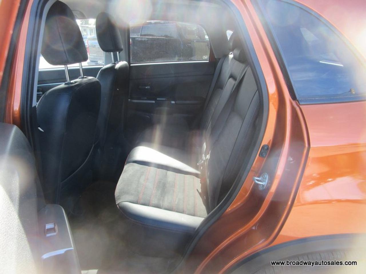 2020 Mitsubishi RVR ALL-WHEEL-CONTROL GT-MODEL 5 PASSENGER 2.0L - DOHC.. HEATED SETS.. TOUCH SCREEN DISPLAY.. BACK-UP CAMERA.. BLUETOOTH SYSTEM.. KEYLESS ENTRY.. Photo