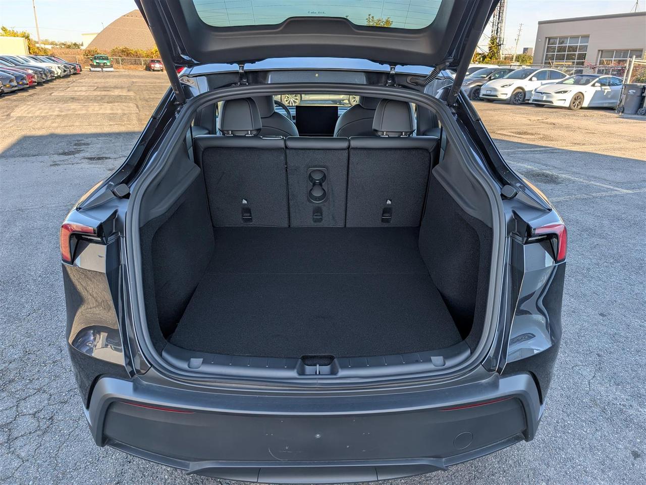 2026 Tesla Model Y  Photo