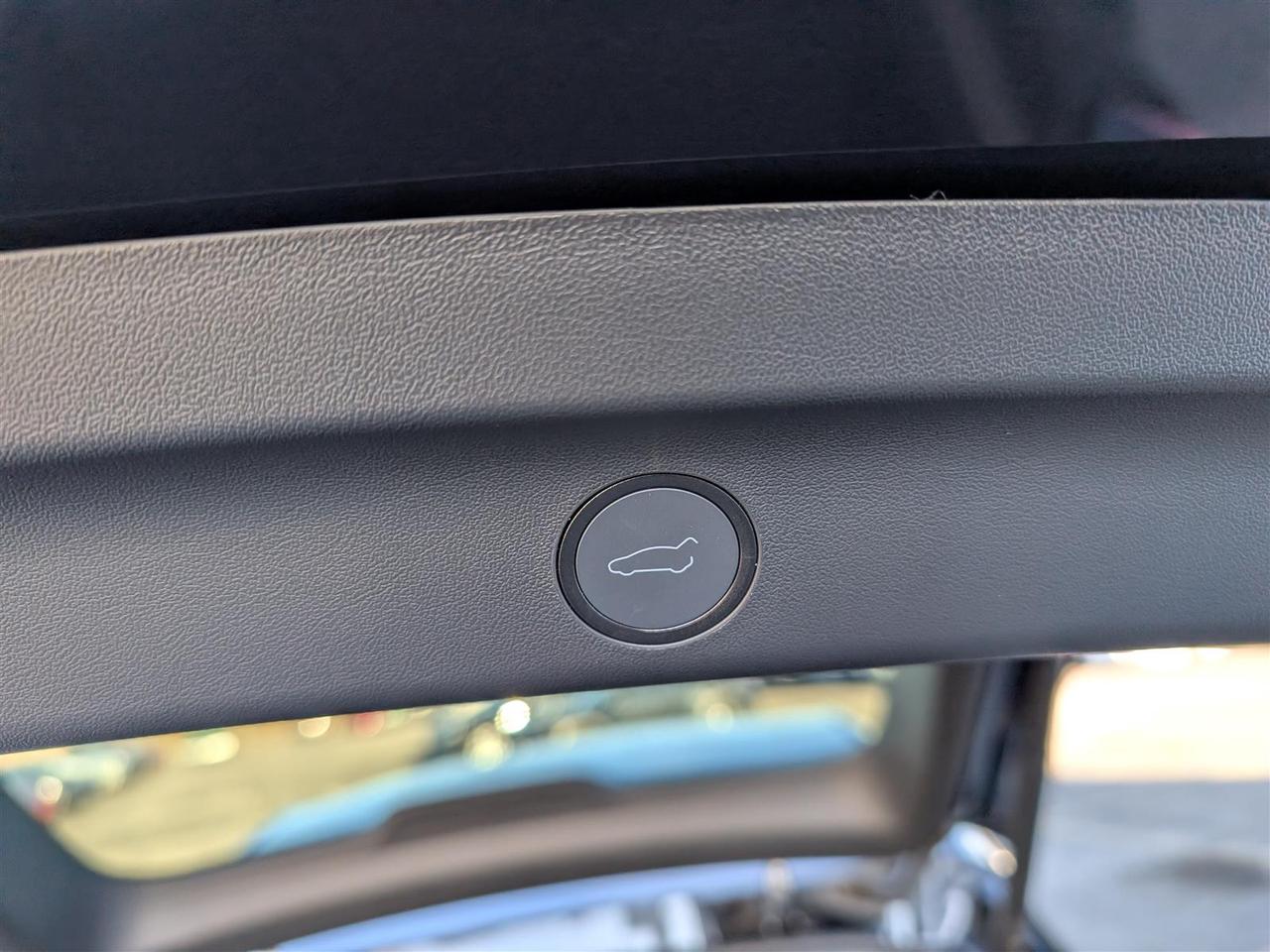2026 Tesla Model Y  Photo