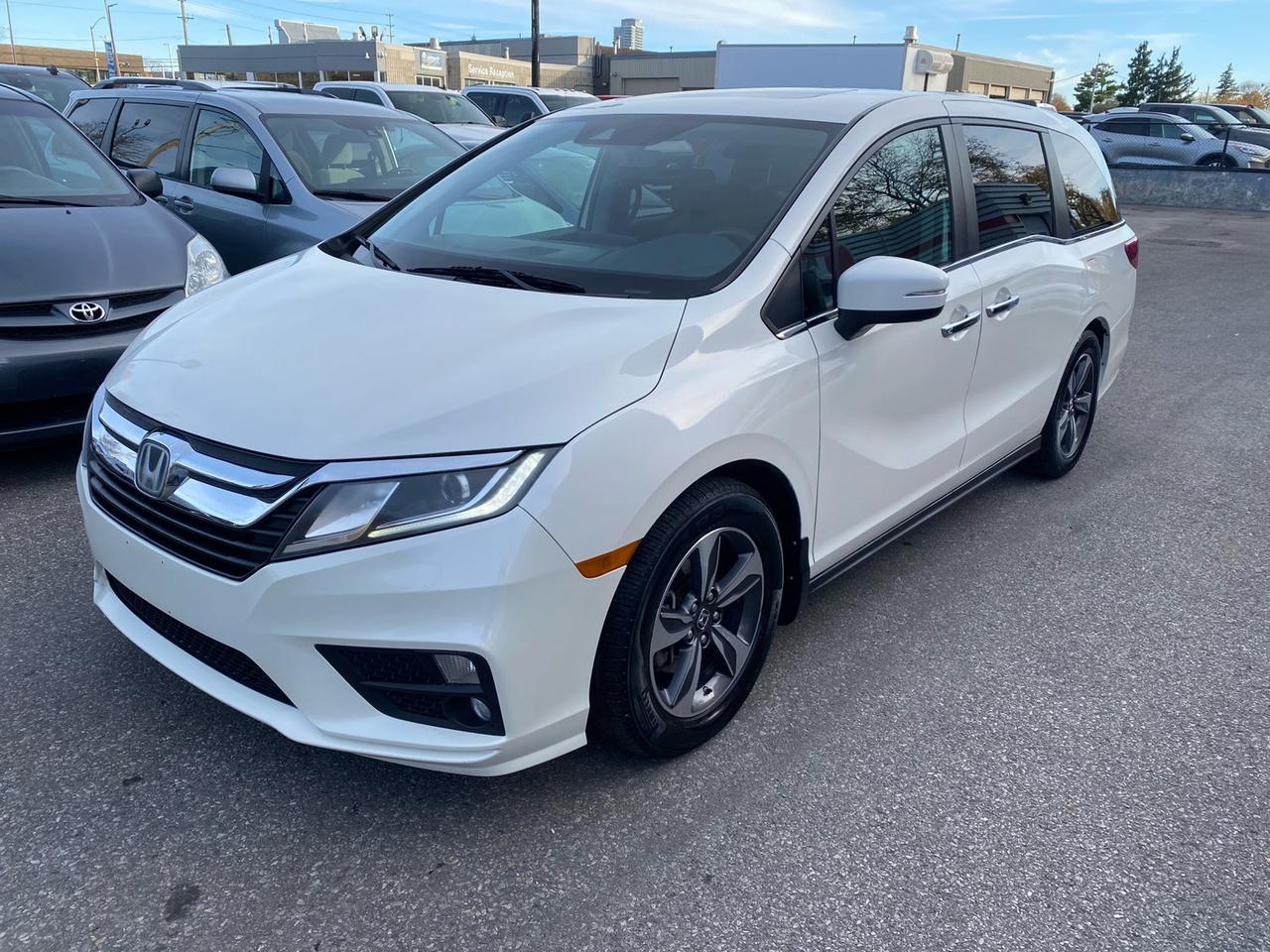 2018 Honda Odyssey EX | 8 Passenger | Sunroof | Power Sliding Doors Photo