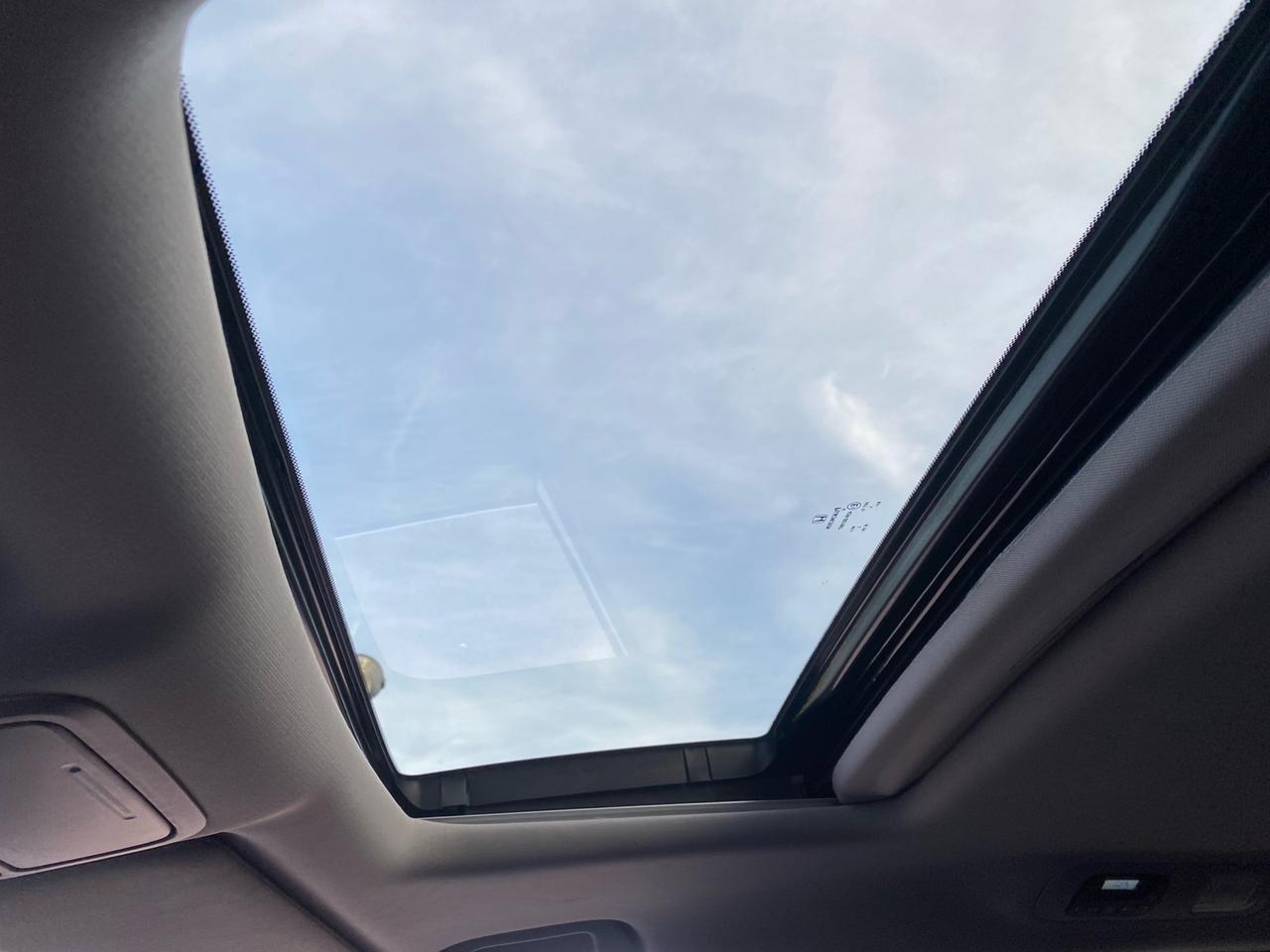 2018 Honda Odyssey EX | 8 Passenger | Sunroof | Power Sliding Doors Photo