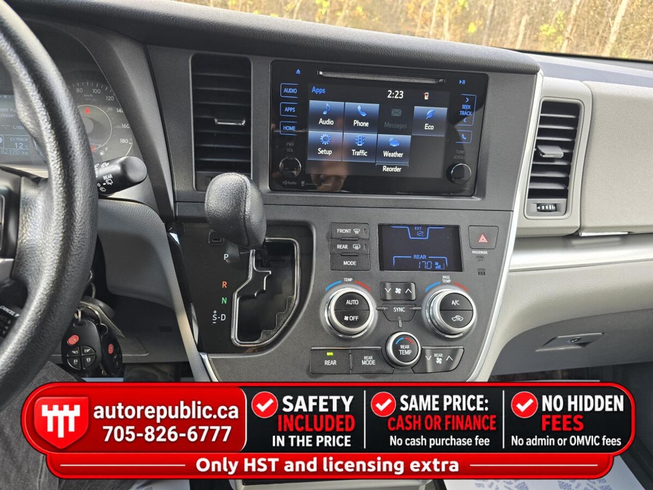 2016 Toyota Sienna LE Certified One Owner Well Maintained Photo