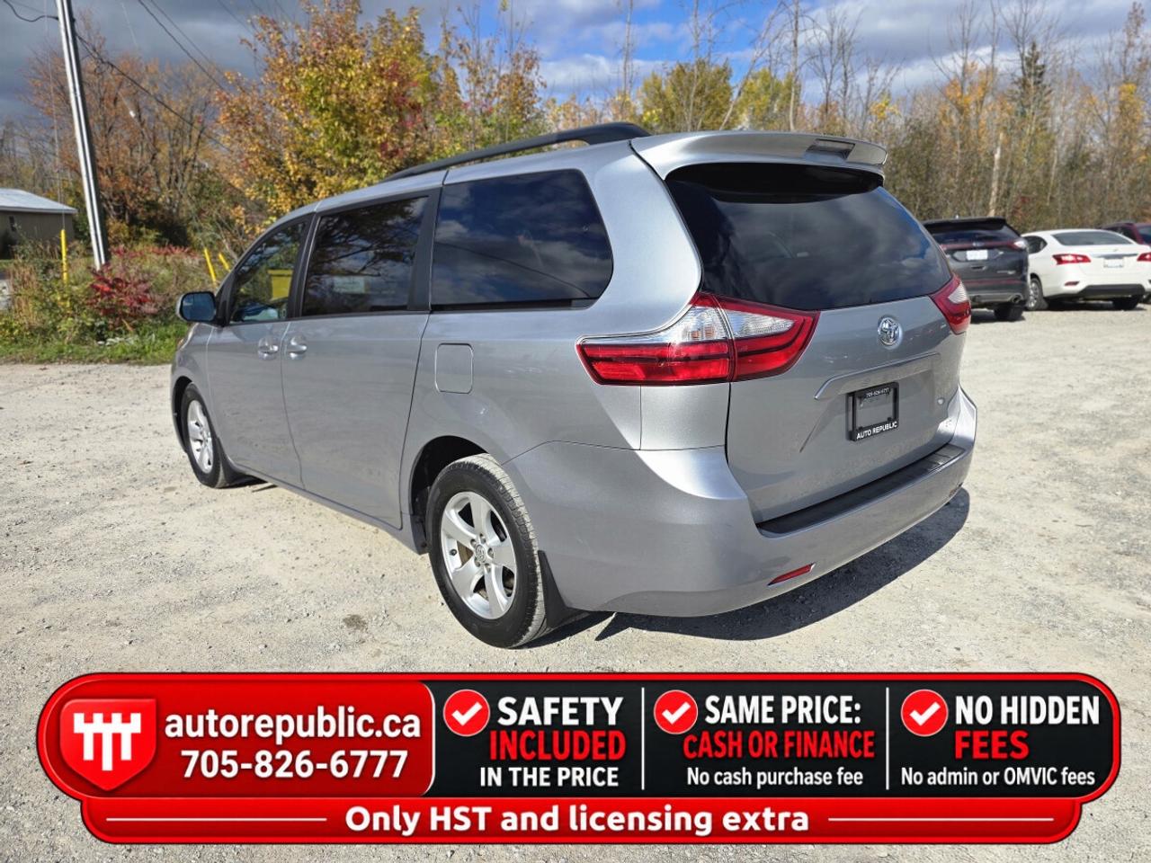 2016 Toyota Sienna LE Certified One Owner Well Maintained Photo