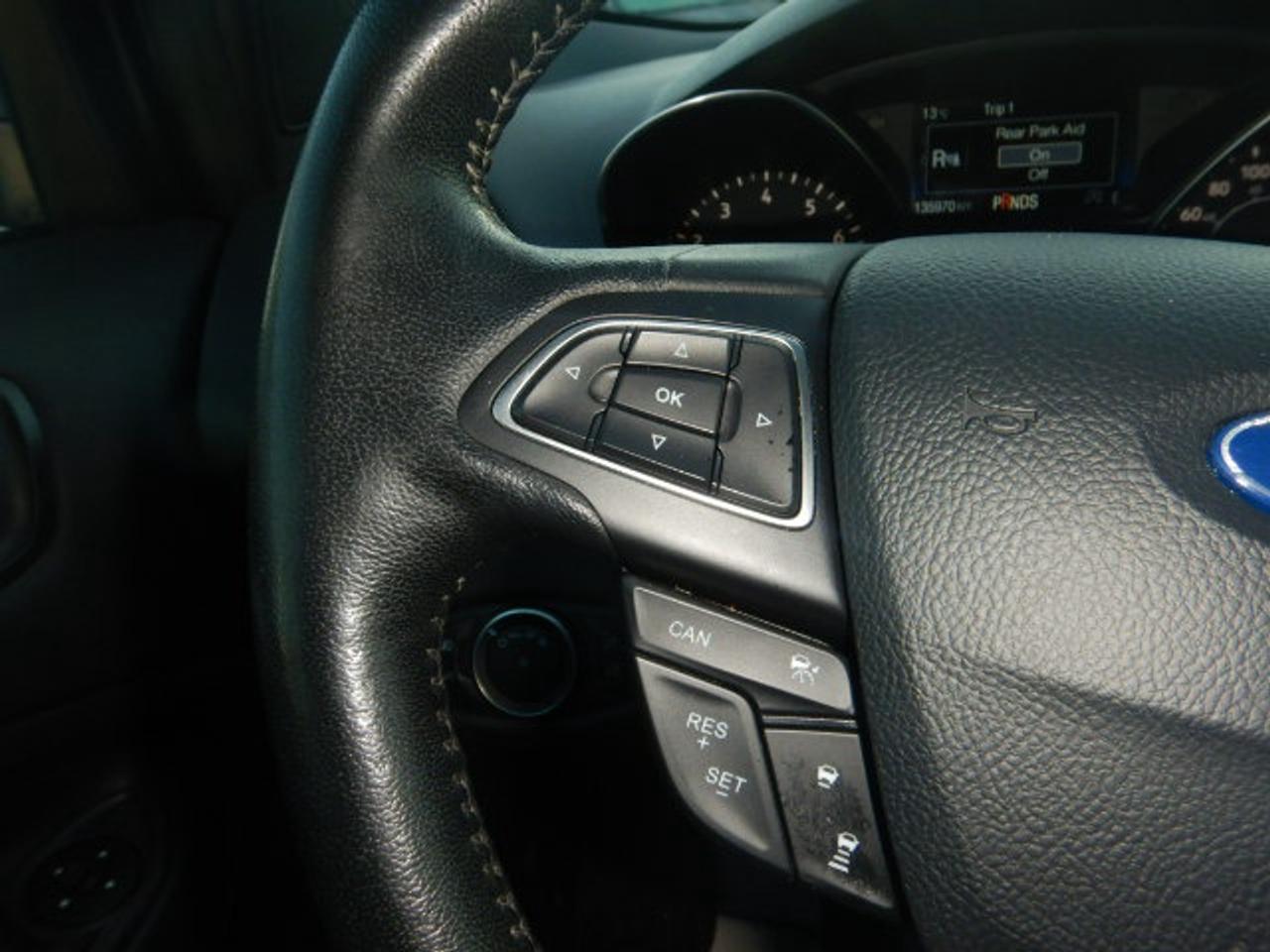 2019 Ford Escape SEL Photo