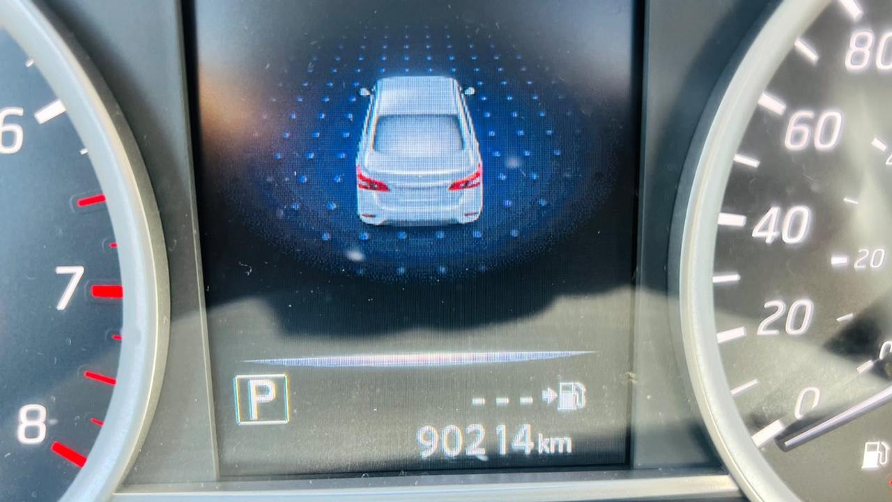 2017 Nissan Sentra SV Photo