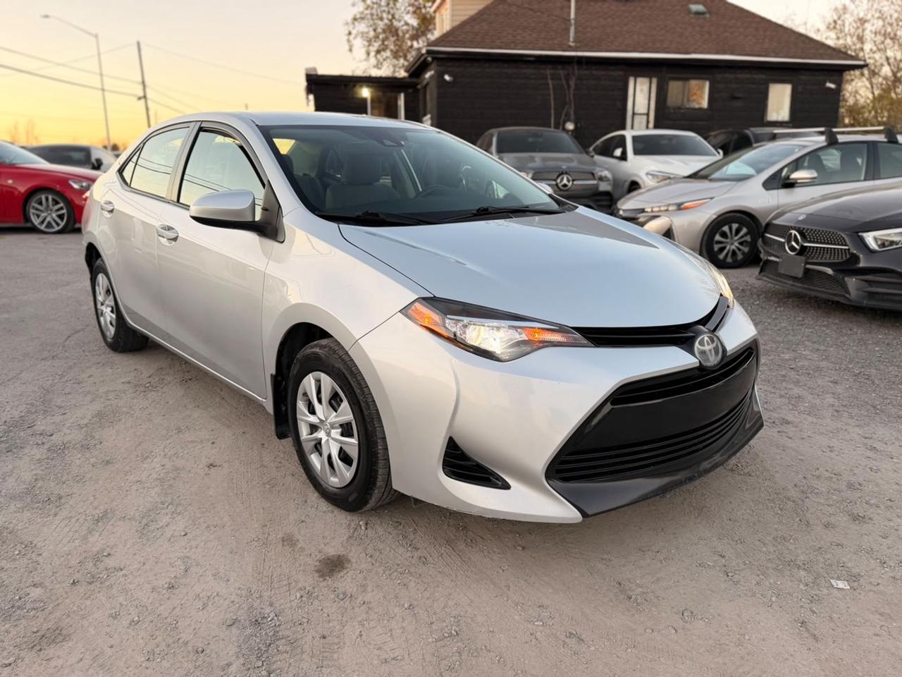 2017 Toyota Corolla LE Photo