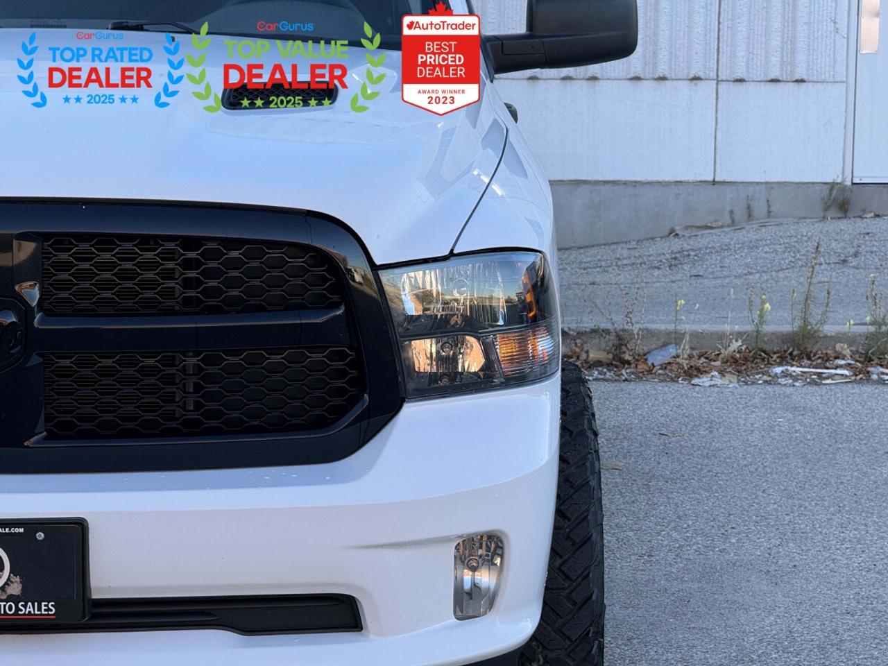 2019 RAM 1500 Classic EXPRESS NIGHT EDITION | LIFTED | ONE OWNER | REAR CAMERA Photo