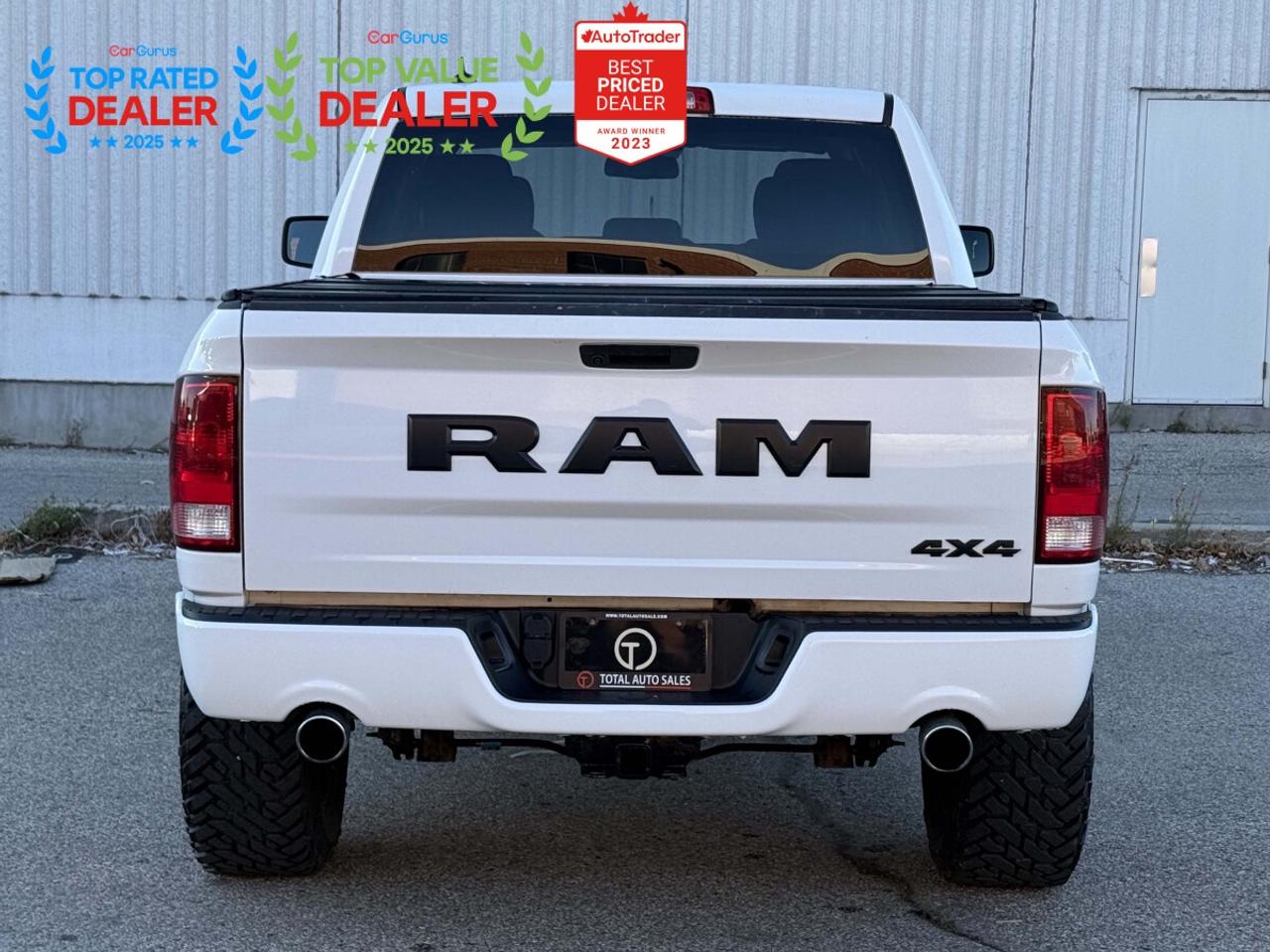 2019 RAM 1500 Classic EXPRESS NIGHT EDITION | LIFTED | ONE OWNER | REAR CAMERA Photo