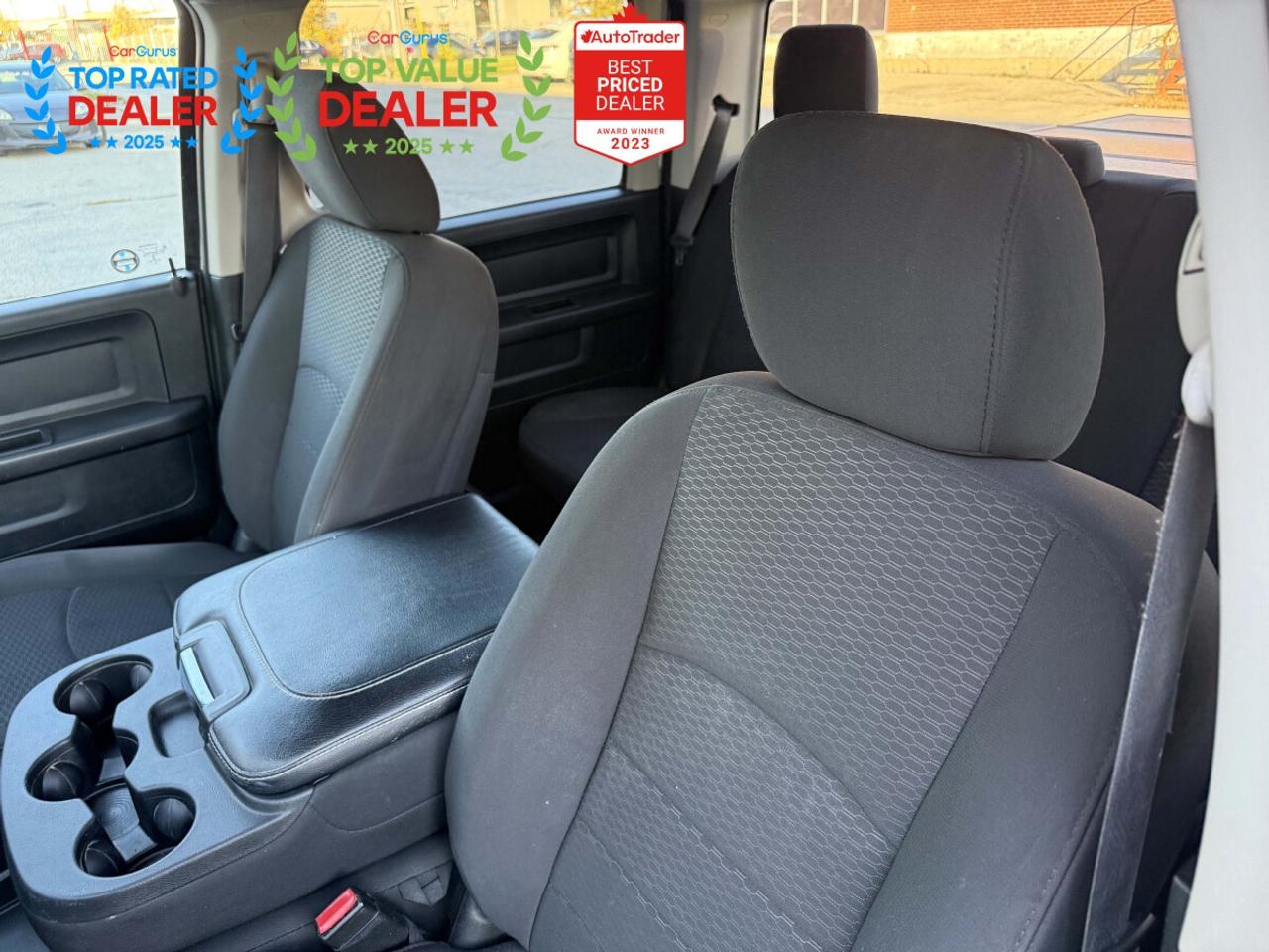 2019 RAM 1500 Classic EXPRESS NIGHT EDITION | LIFTED | ONE OWNER | REAR CAMERA Photo