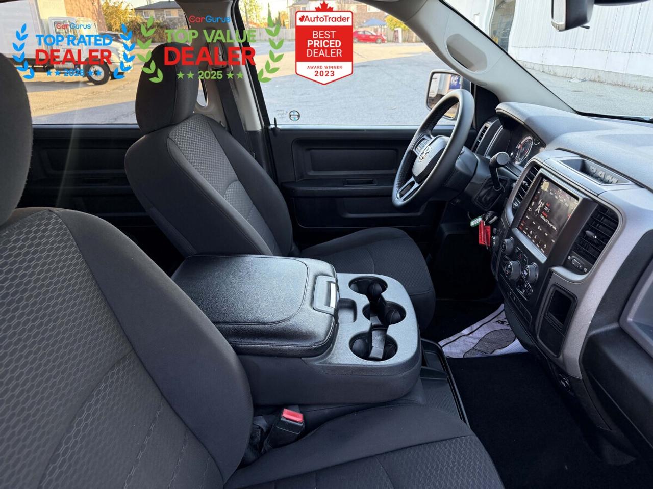 2019 RAM 1500 Classic EXPRESS NIGHT EDITION | LIFTED | ONE OWNER | REAR CAMERA Photo