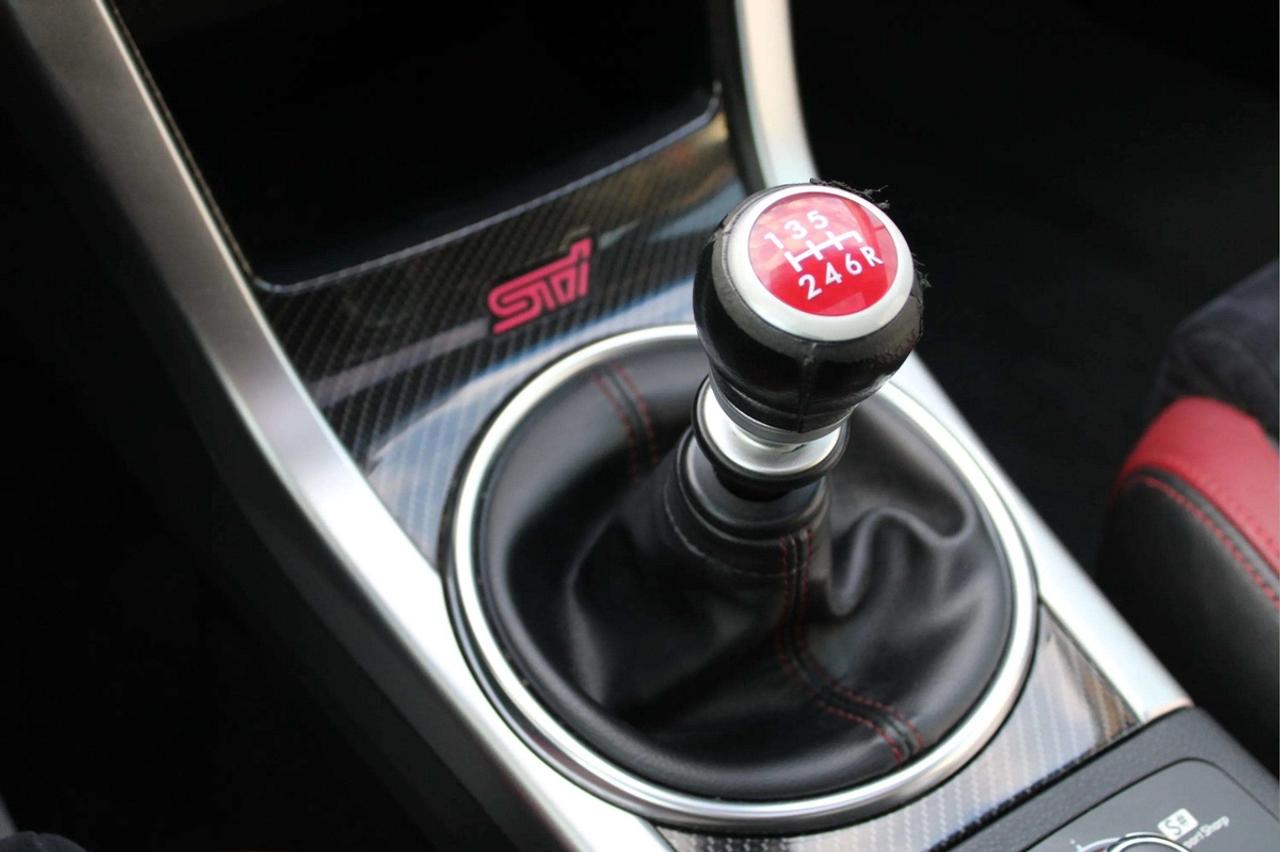 2016 Subaru WRX STI Sport Photo