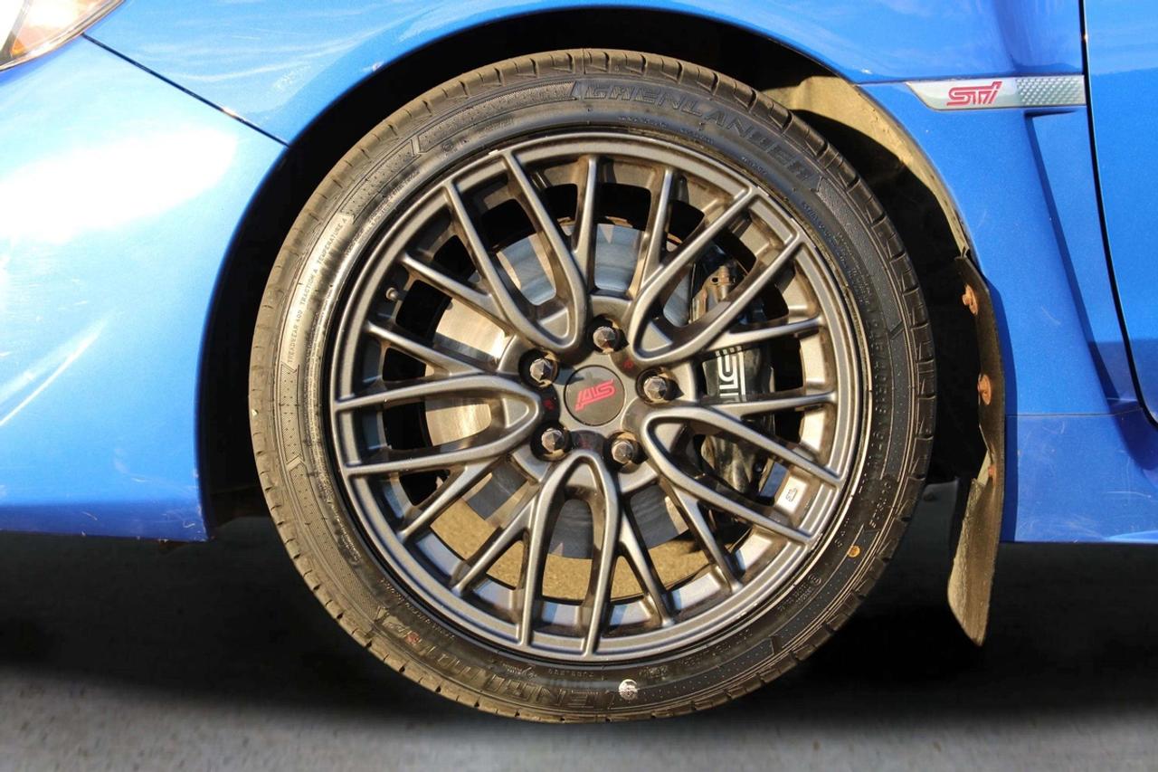 2016 Subaru WRX STI Sport Photo