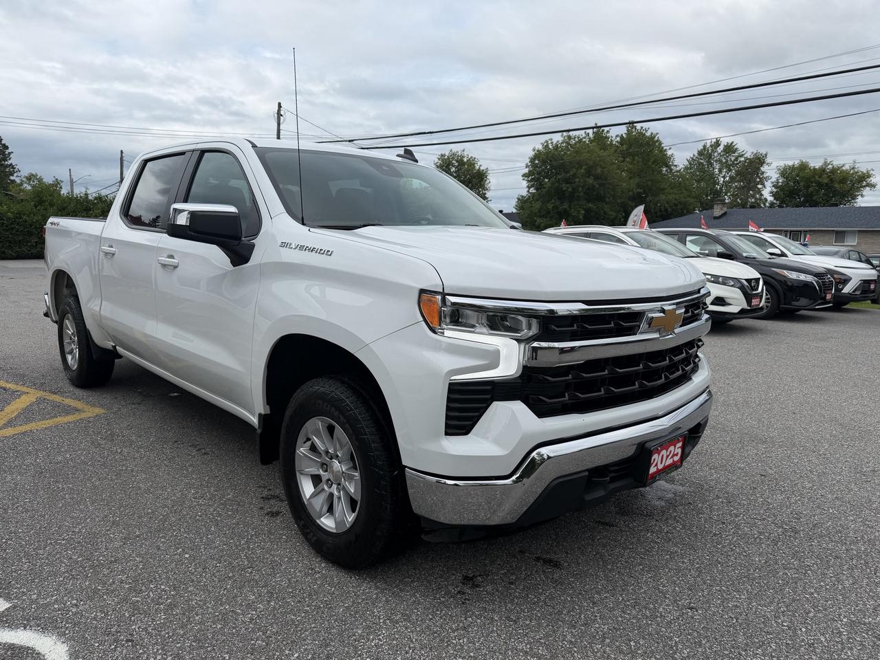 2025 Chevrolet Silverado 1500 LT 4x4-5.3L V8-FACTORY WARRANTY-DRIVE ASSIST Photo