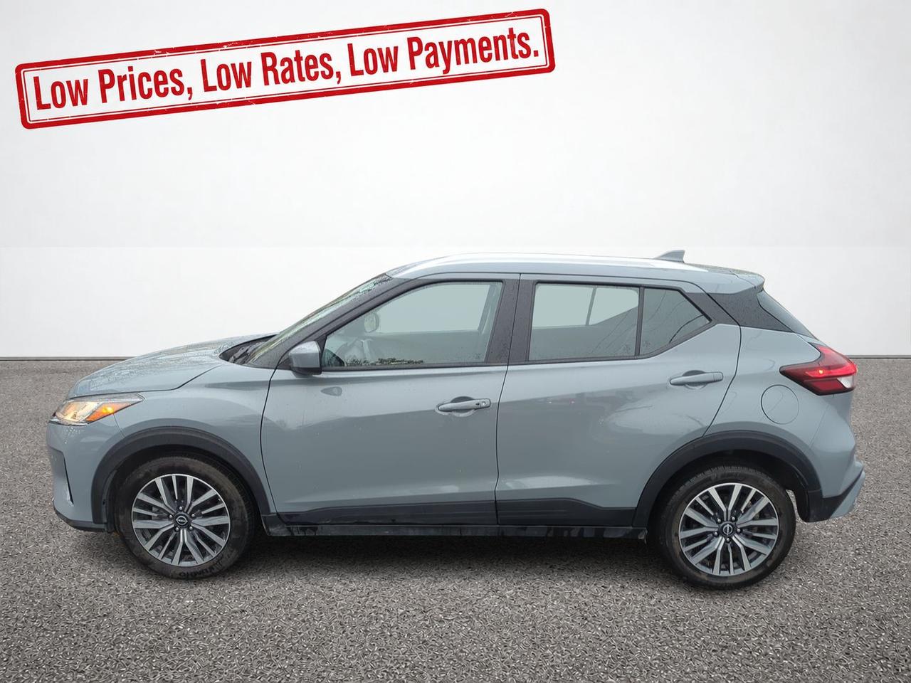 2025 Nissan Kicks Play SV