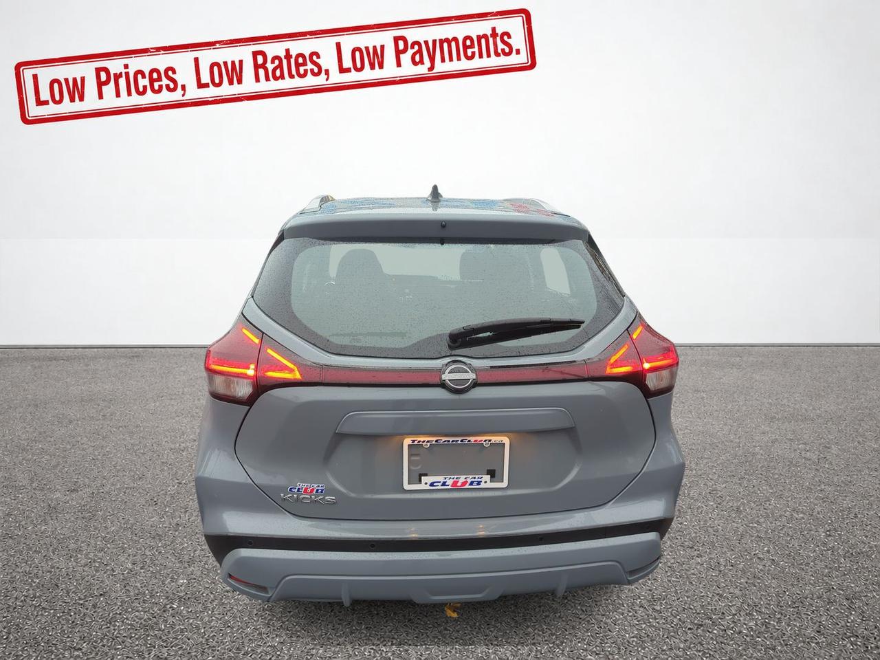 2025 Nissan Kicks Play SV