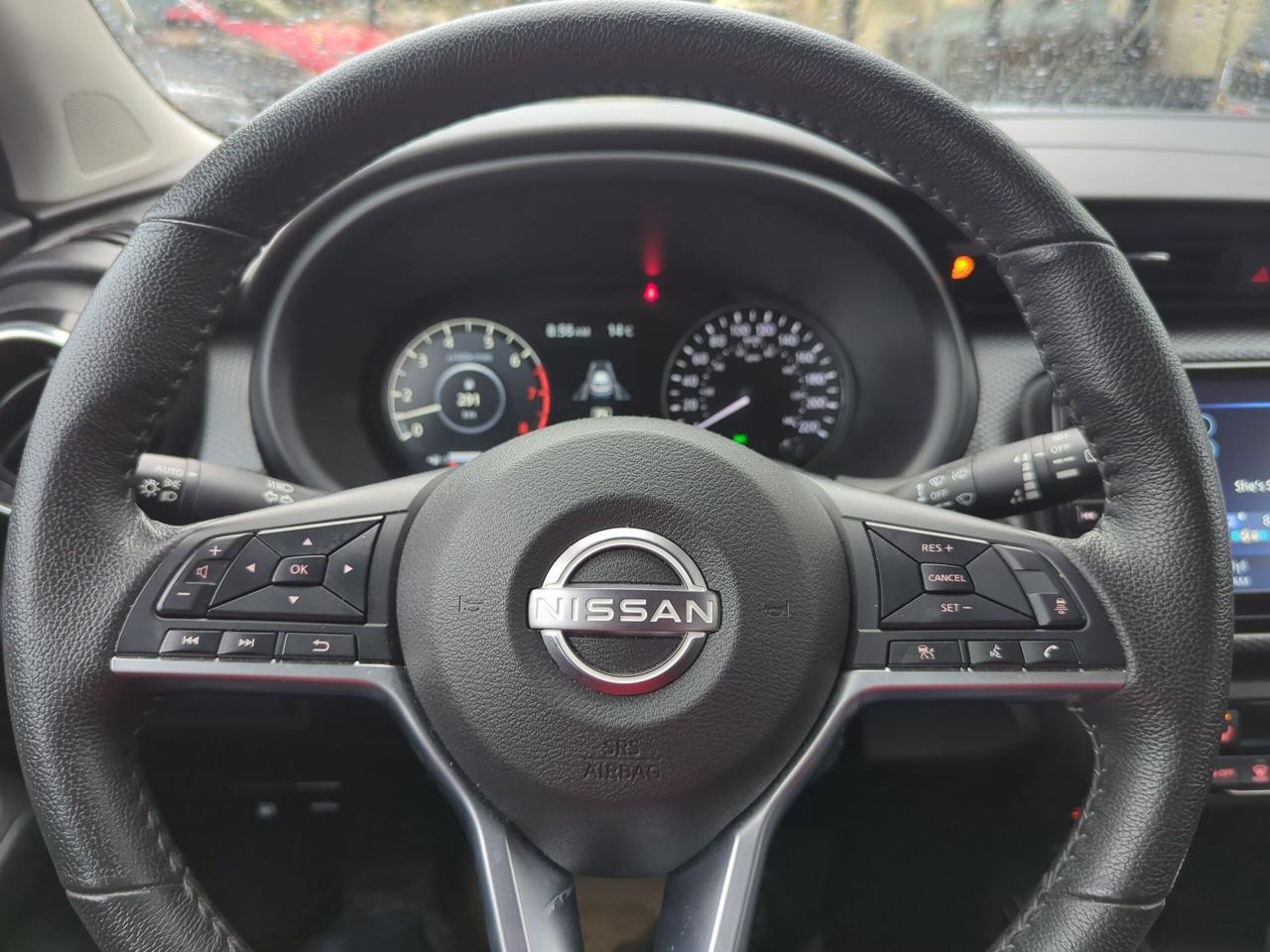 2025 Nissan Kicks Play SV