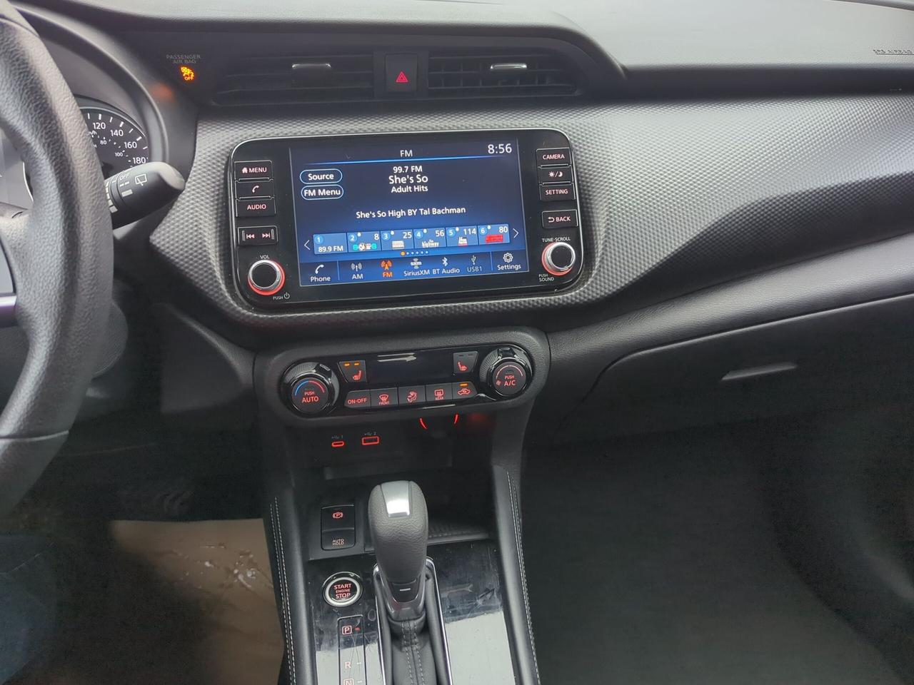 2025 Nissan Kicks Play SV