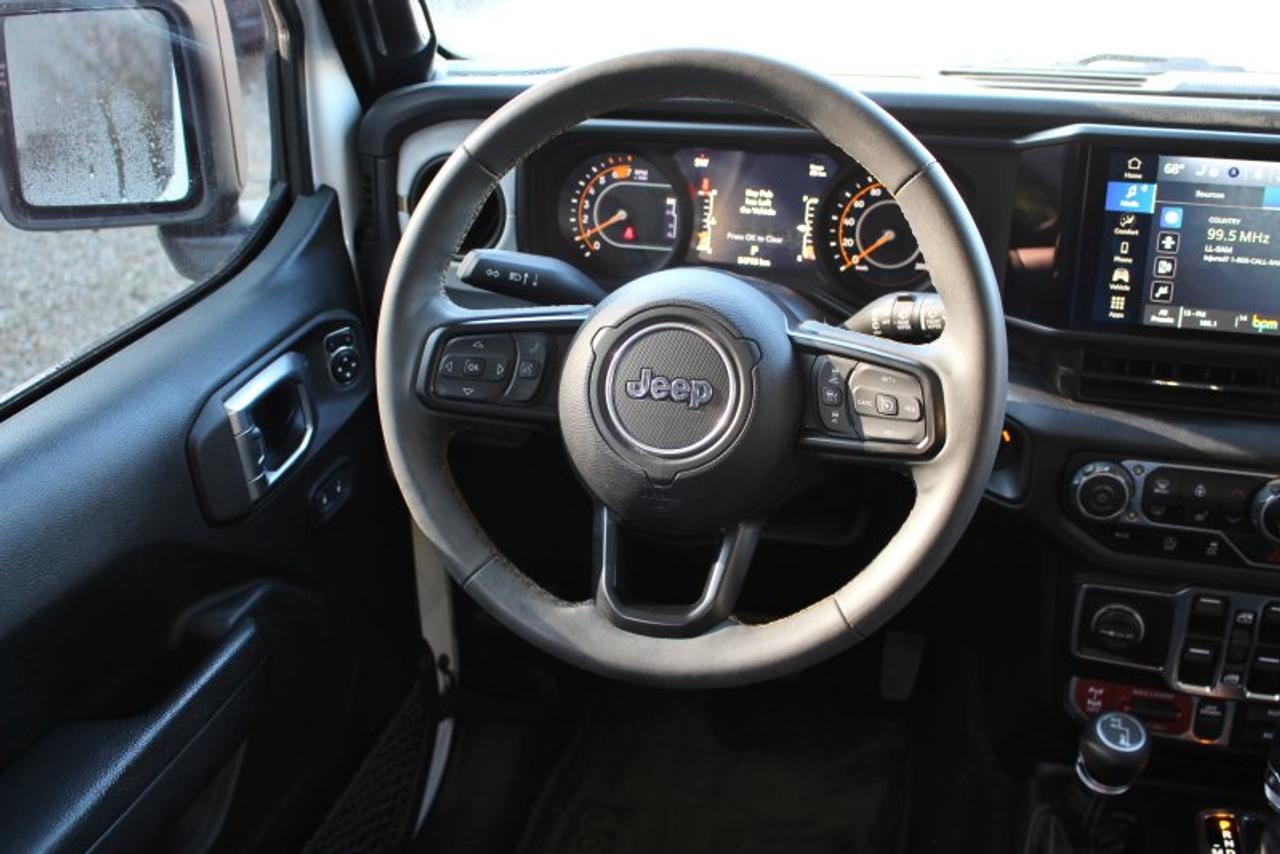 2024 Jeep Wrangler Willys*LowK*4x4*Heated Seats*CarPlay*Rear Cam Photo